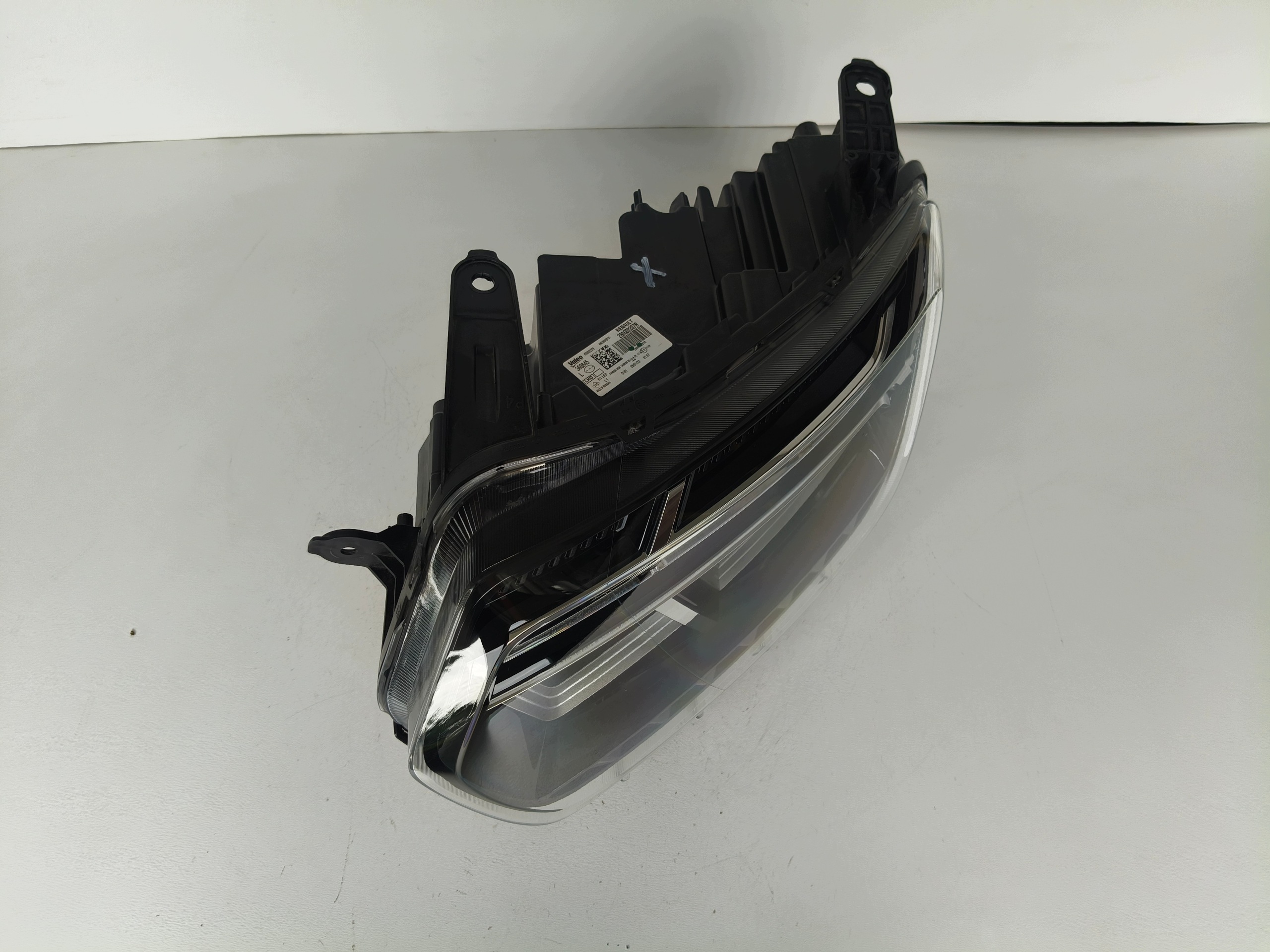 light left REFLEKTOR DACIA DUSTER II 21- LIFT FULL LED