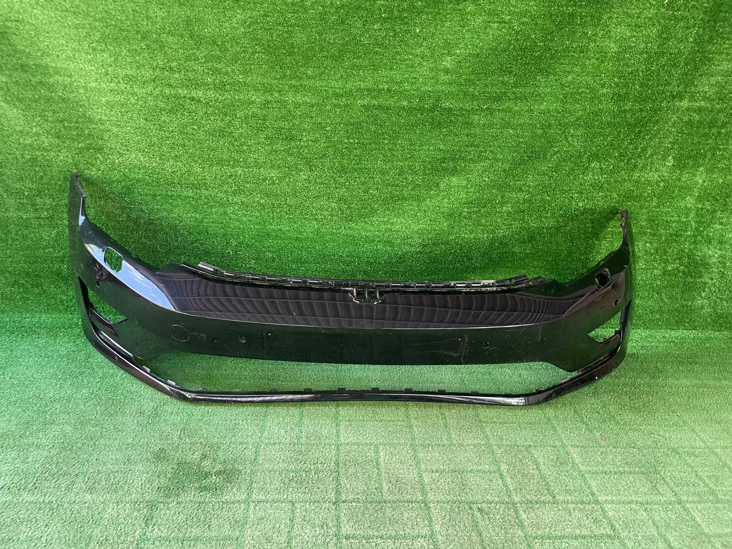 bumper front front VW GOLF SPORTSVAN 2014- 510807221 4xPDC washers