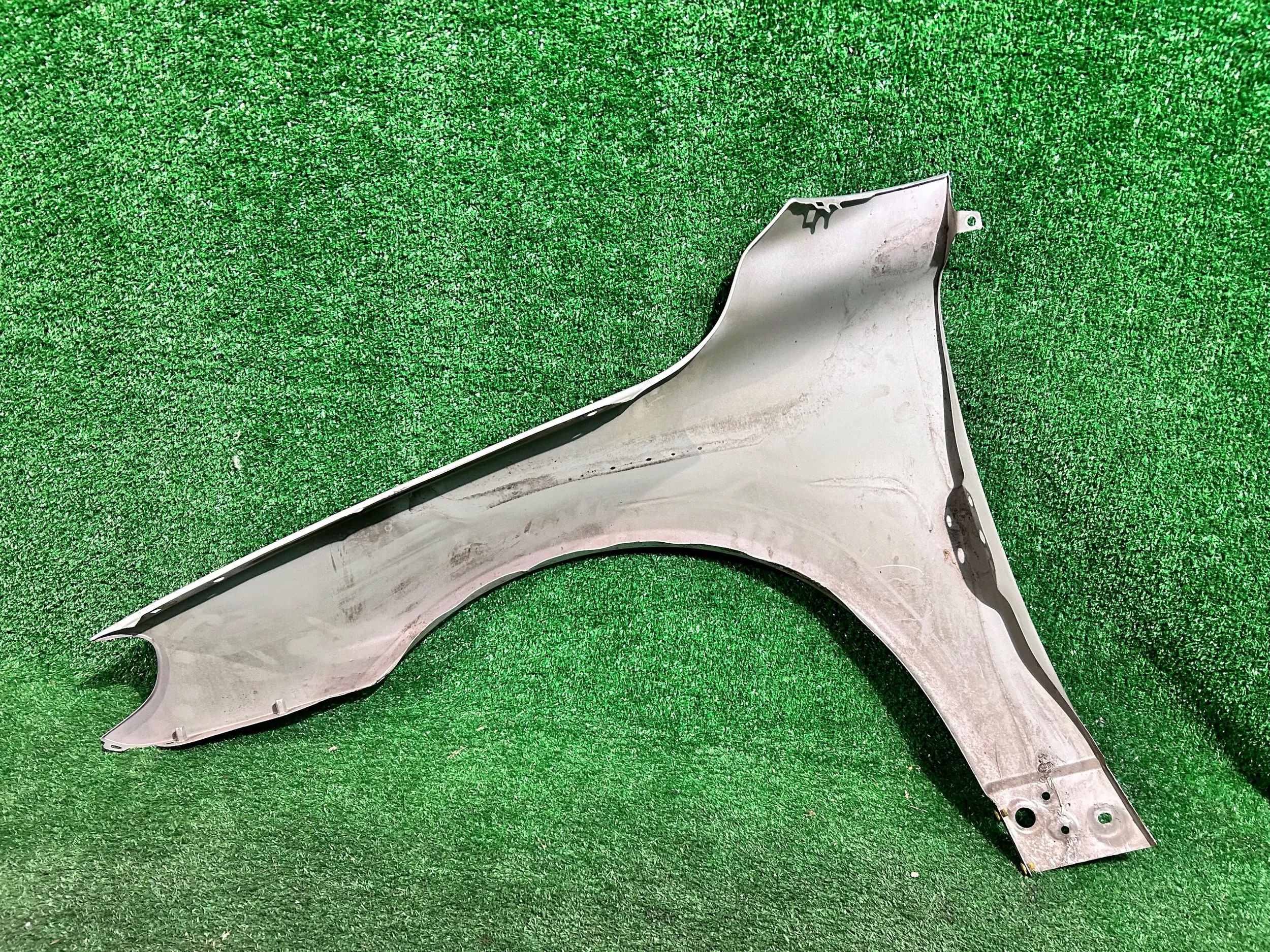fender front right VOLVO V70 III S80 II 2006