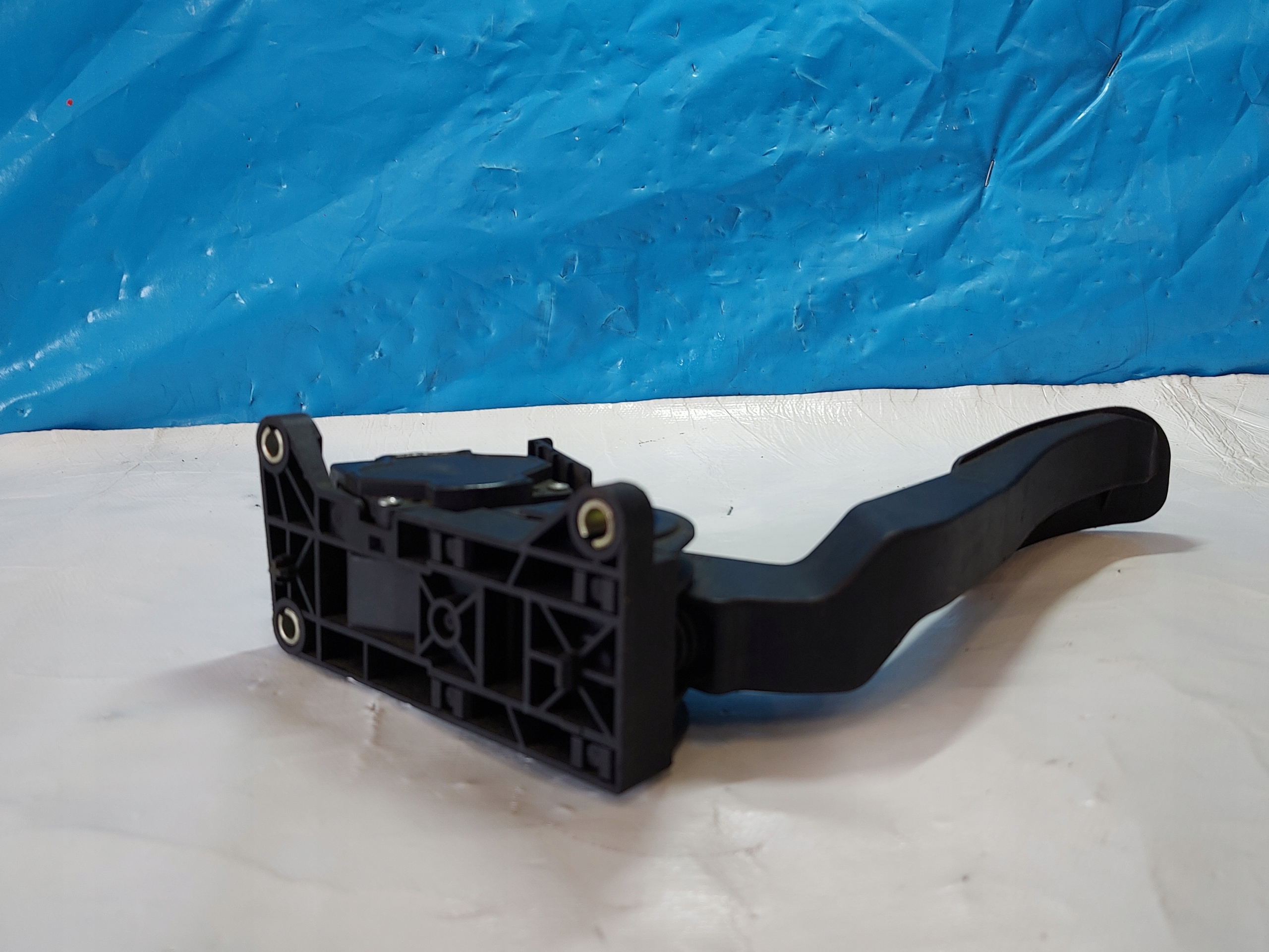 accelerator pedal SPRINTER CDI 0281002335
