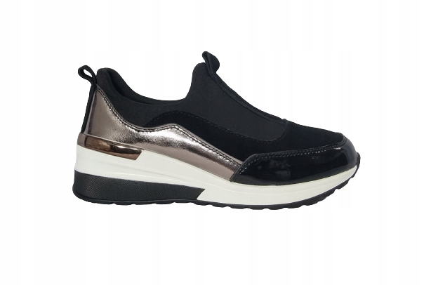 Stylové pohodlné sportovní boty T.Sokolski J21-302 r41
