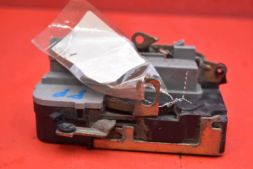lock door right front front EU PEUGEOT 206 5D HB LIFT 02-09