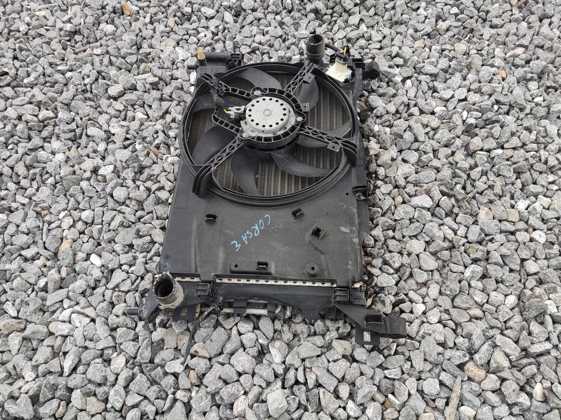 KOMPLET chladiče ventilátor OPEL CORSA E 1.4 Benzín 2014-2019