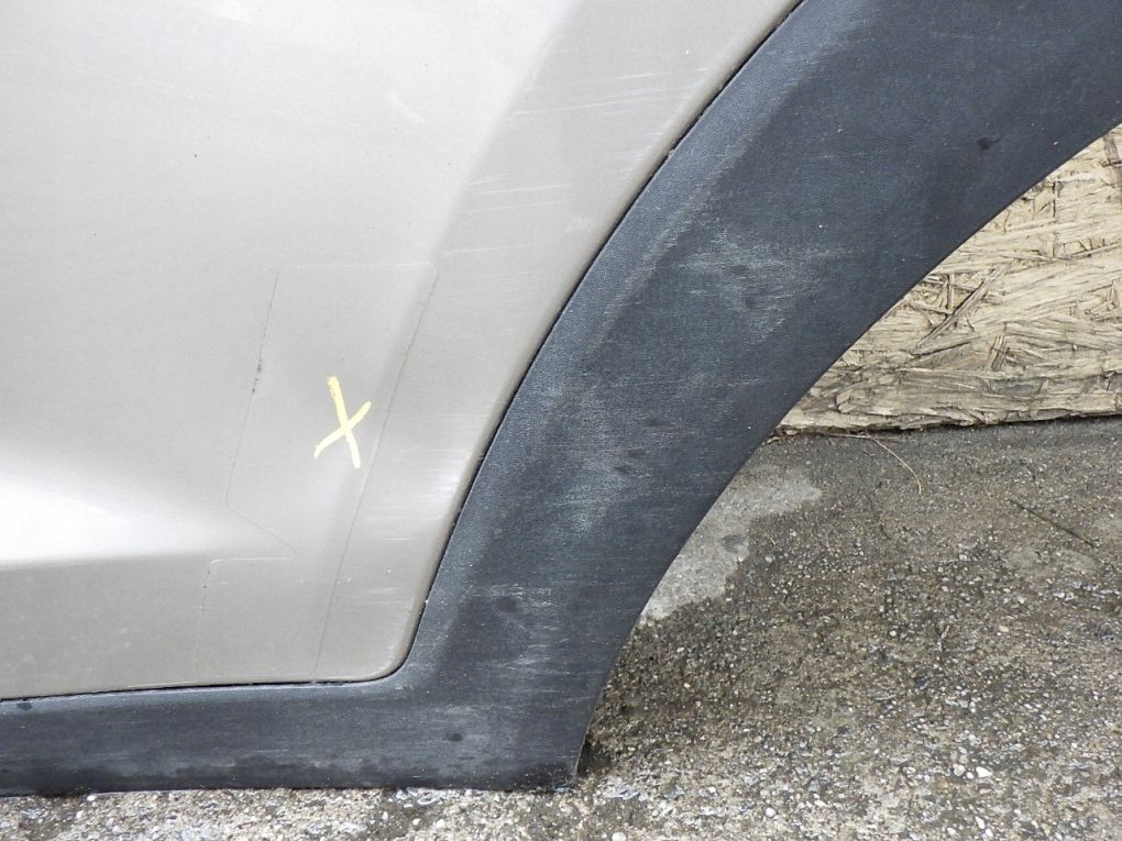 HYUNDAI TUCSON II III 15- door left rear.