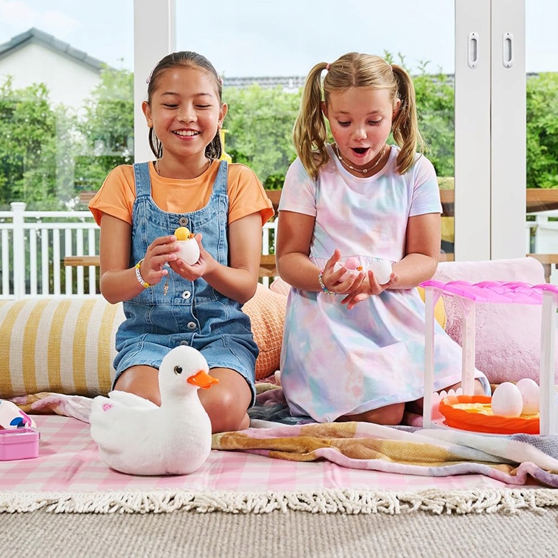 ZURU PETS ALIVE SURPRISE MAMA INTERAKTYWNA PLUSZOWA KACZKA