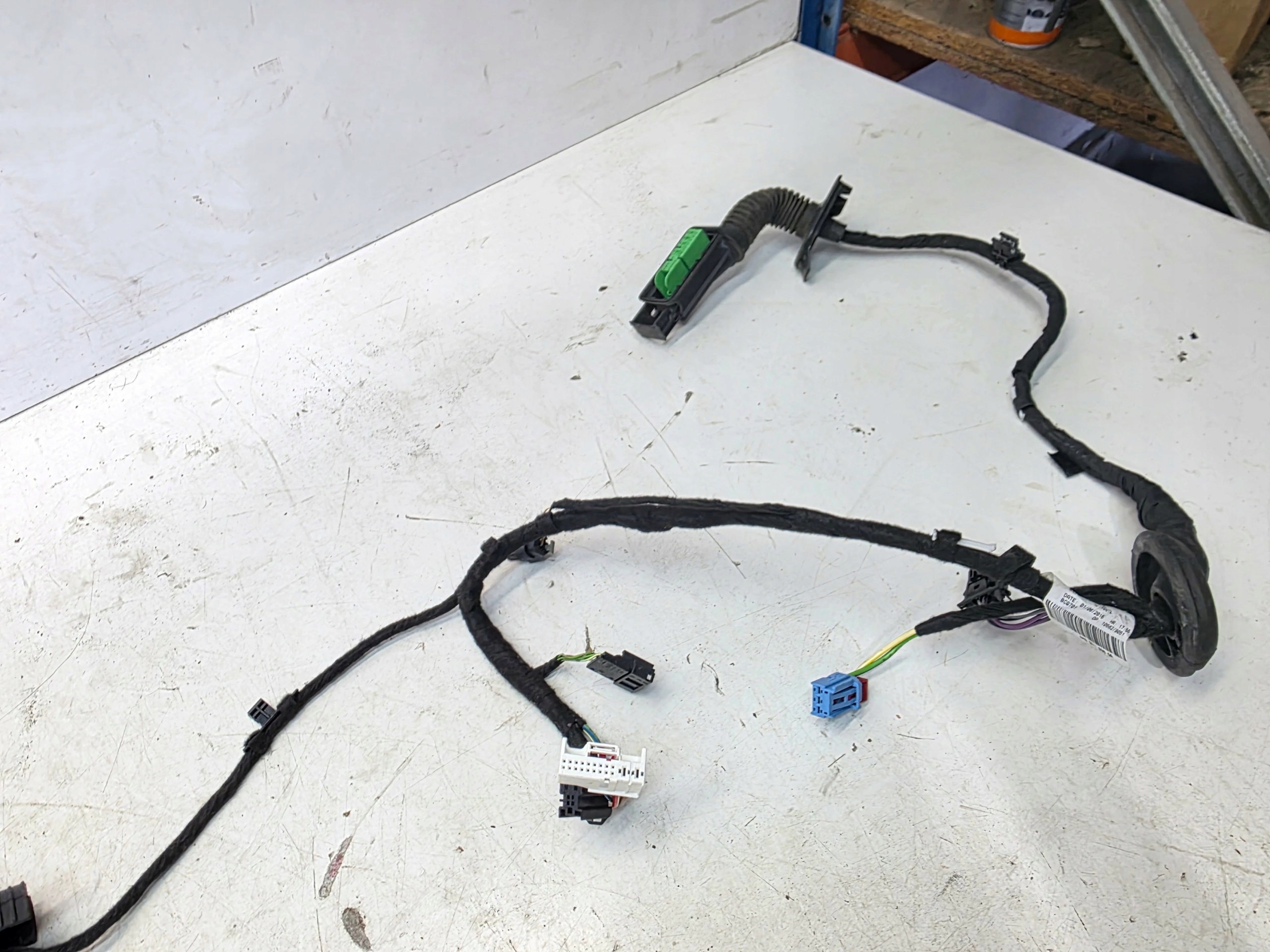 bundle door right front AUDI Q7 4M 4M0971030GA