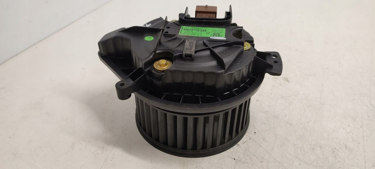 tOPENÍ ventilátor klími Audi A4 B6 2,4 V6