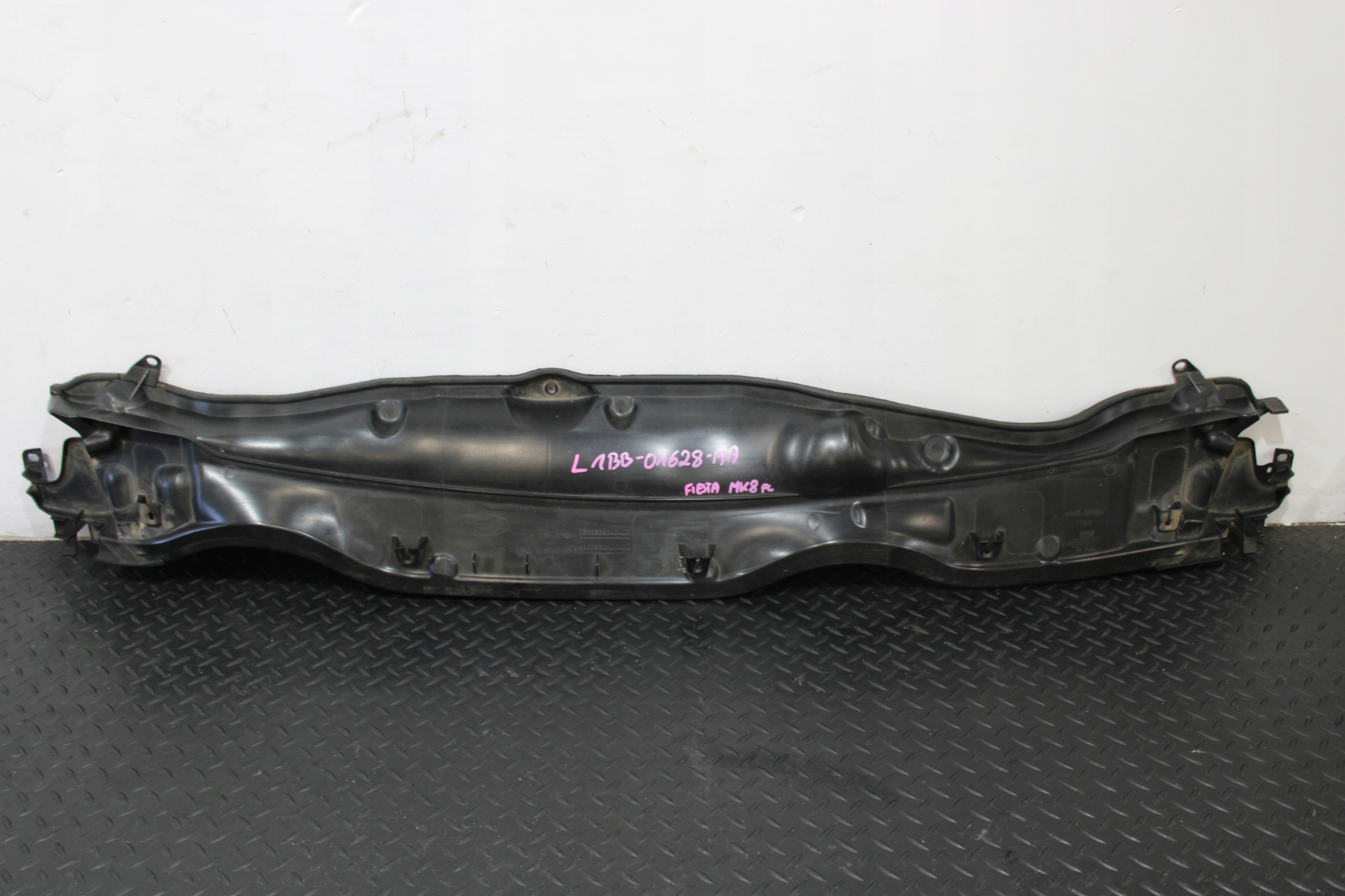 torpedo lower FORD FIESTA MK8 LIFT L1BB-01628-AA