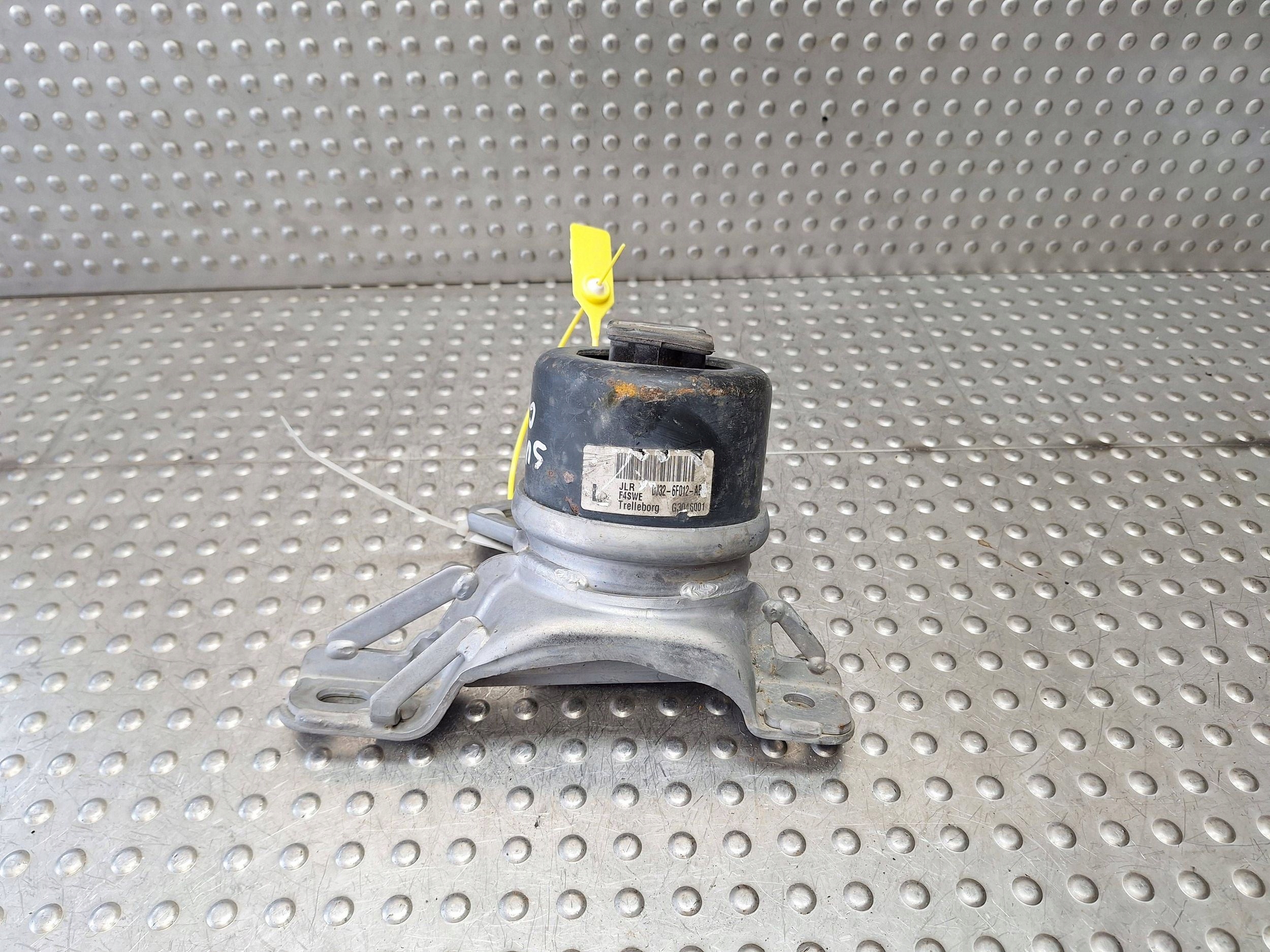 holder engine mount BJ32-6F012-AB LAND ROVER EVOQUE L538