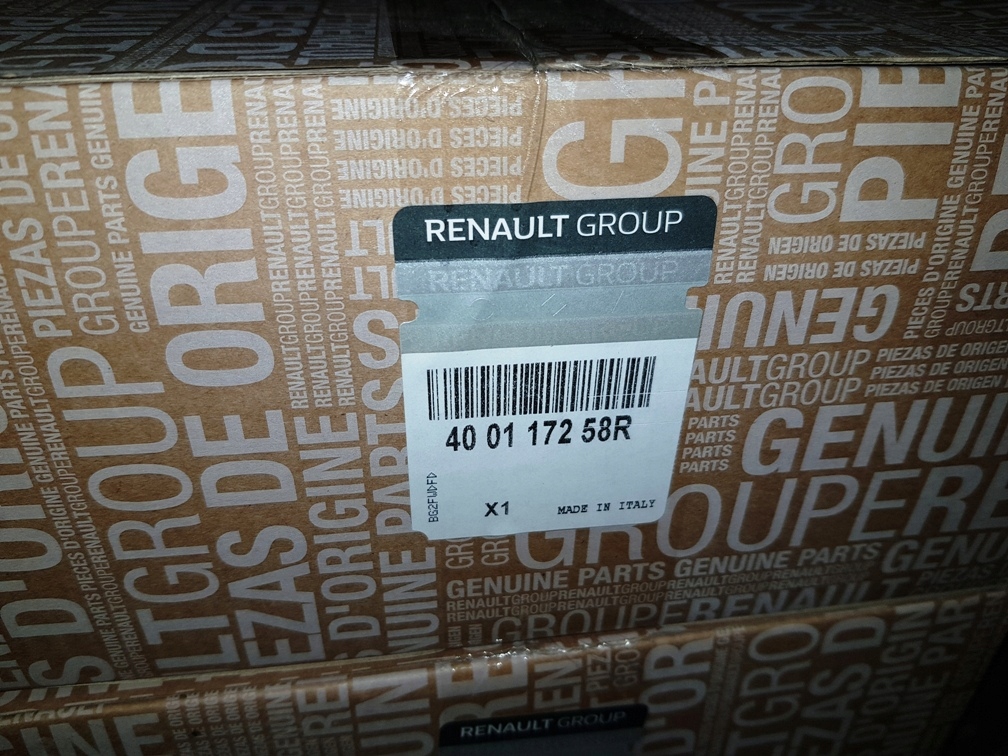 NOWA ORYGINALNA ZWROTNICA RENAULT MEGANE III RS 2.0TCE LEWA 400117258R Strona zabudowy lewa