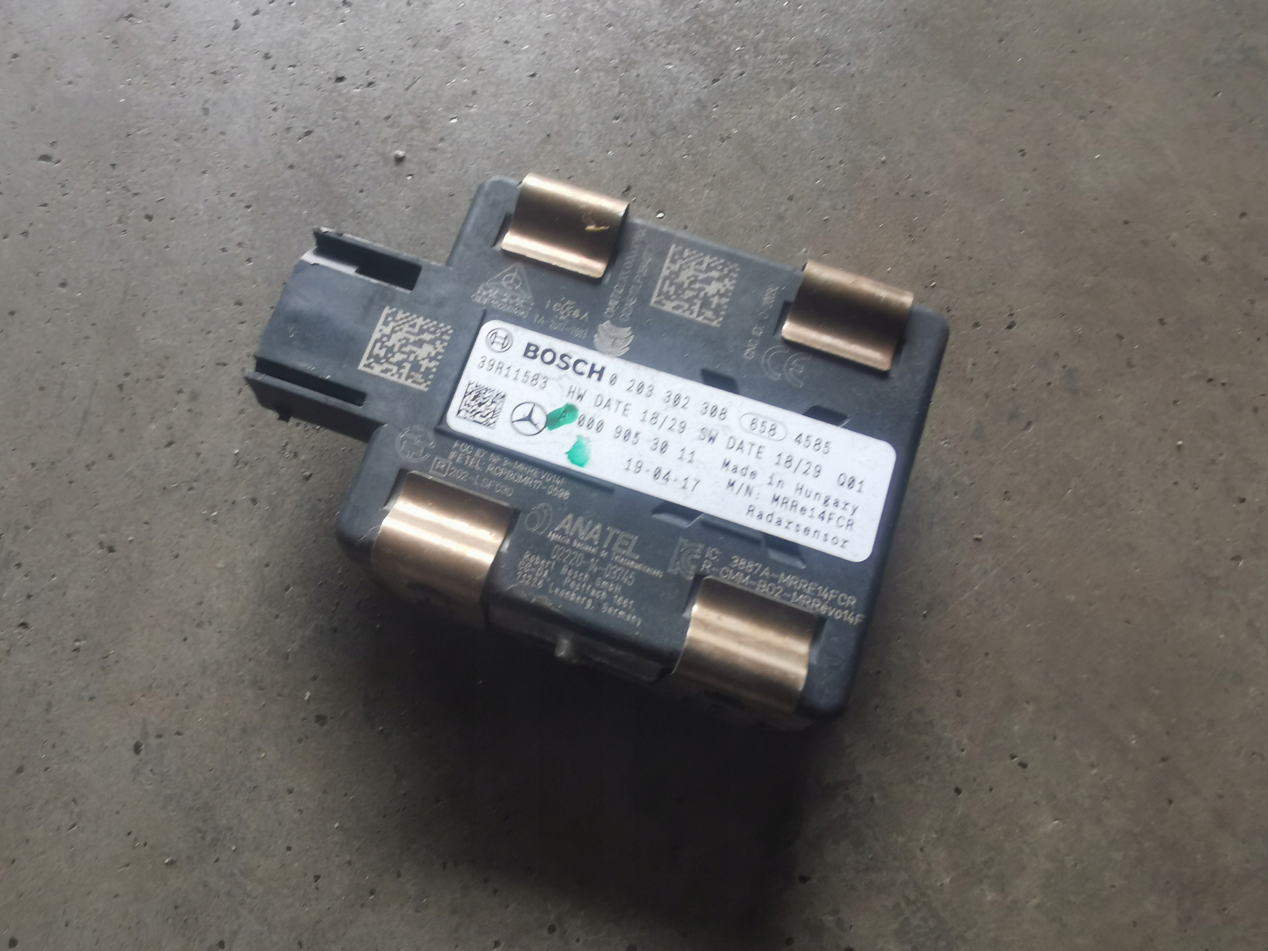 РАДАР ДАТЧИК DISTRONIC MERCEDES W247 0203302308