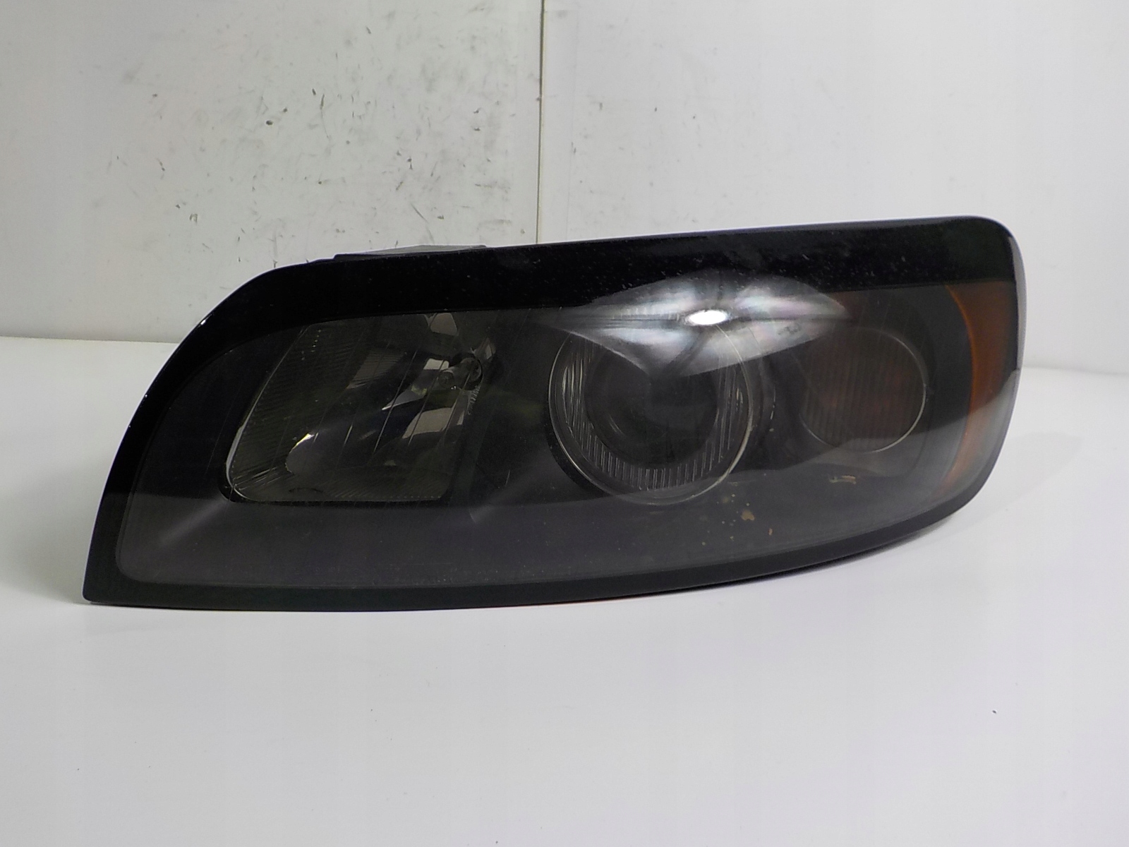VOLVO C30 light left front front UK