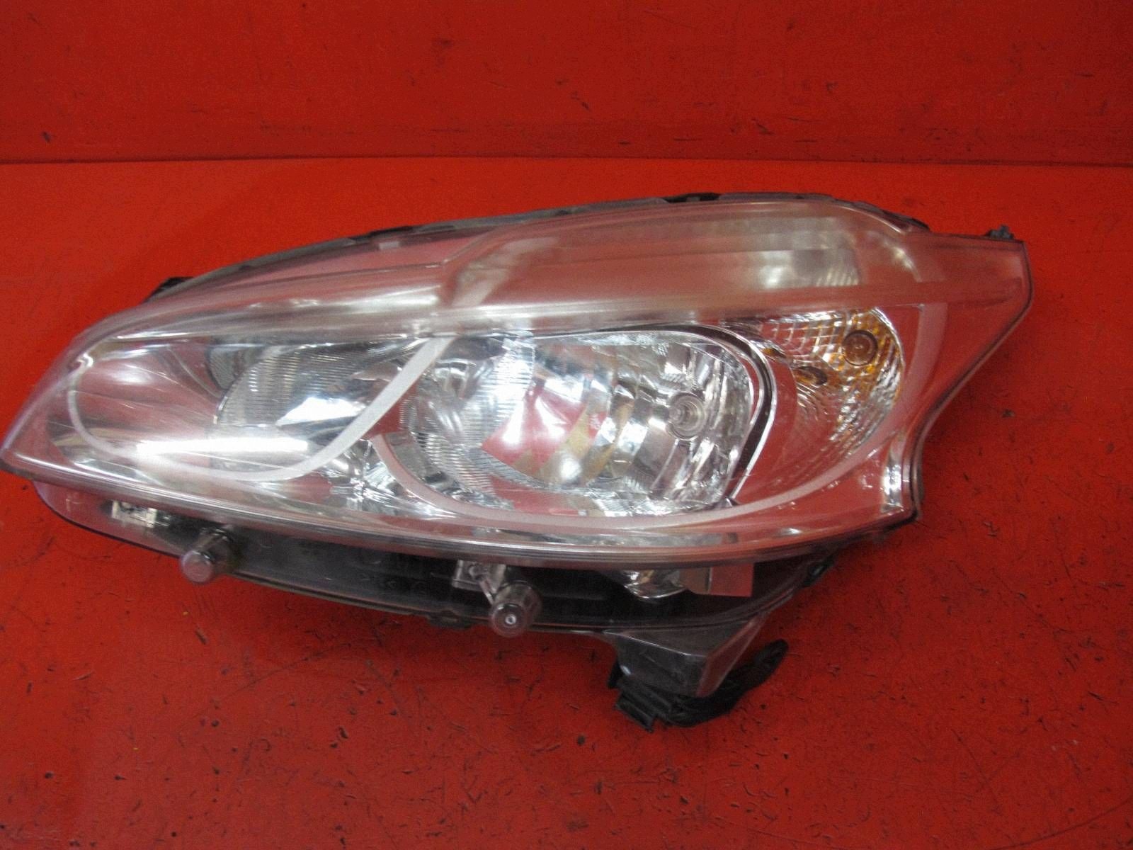PEUGEOT 208 12- light REFLEKTOR left front front 9802221880 EUROPA