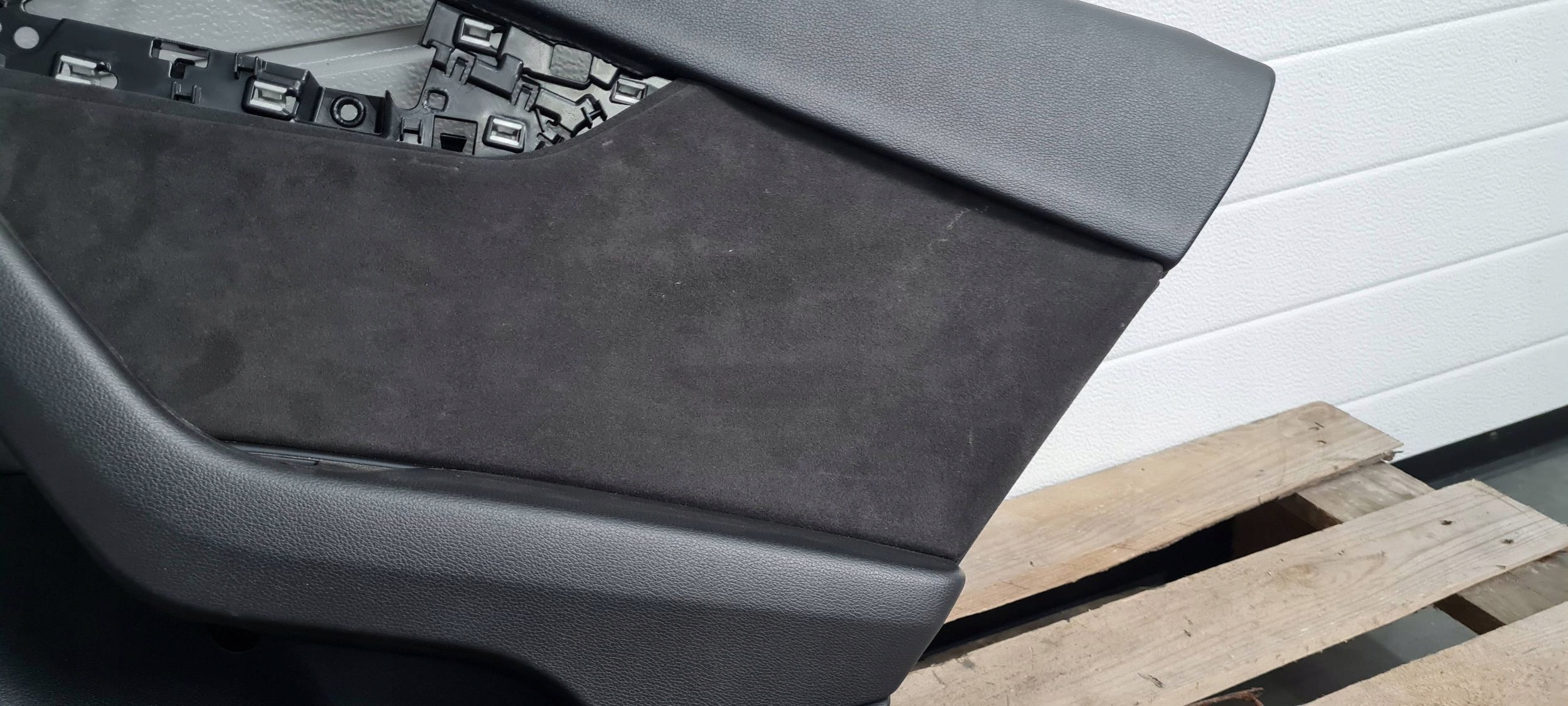 A4 B9 8W side door SLINE right rear part ALCANTARA 8W0867488