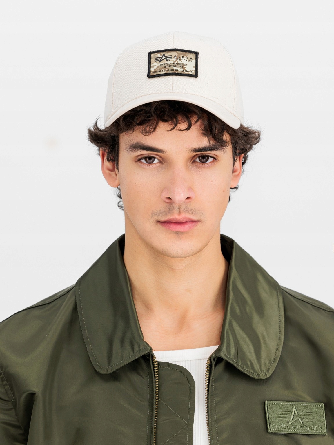 Kšiltovka Crew Camo Cap vintage white