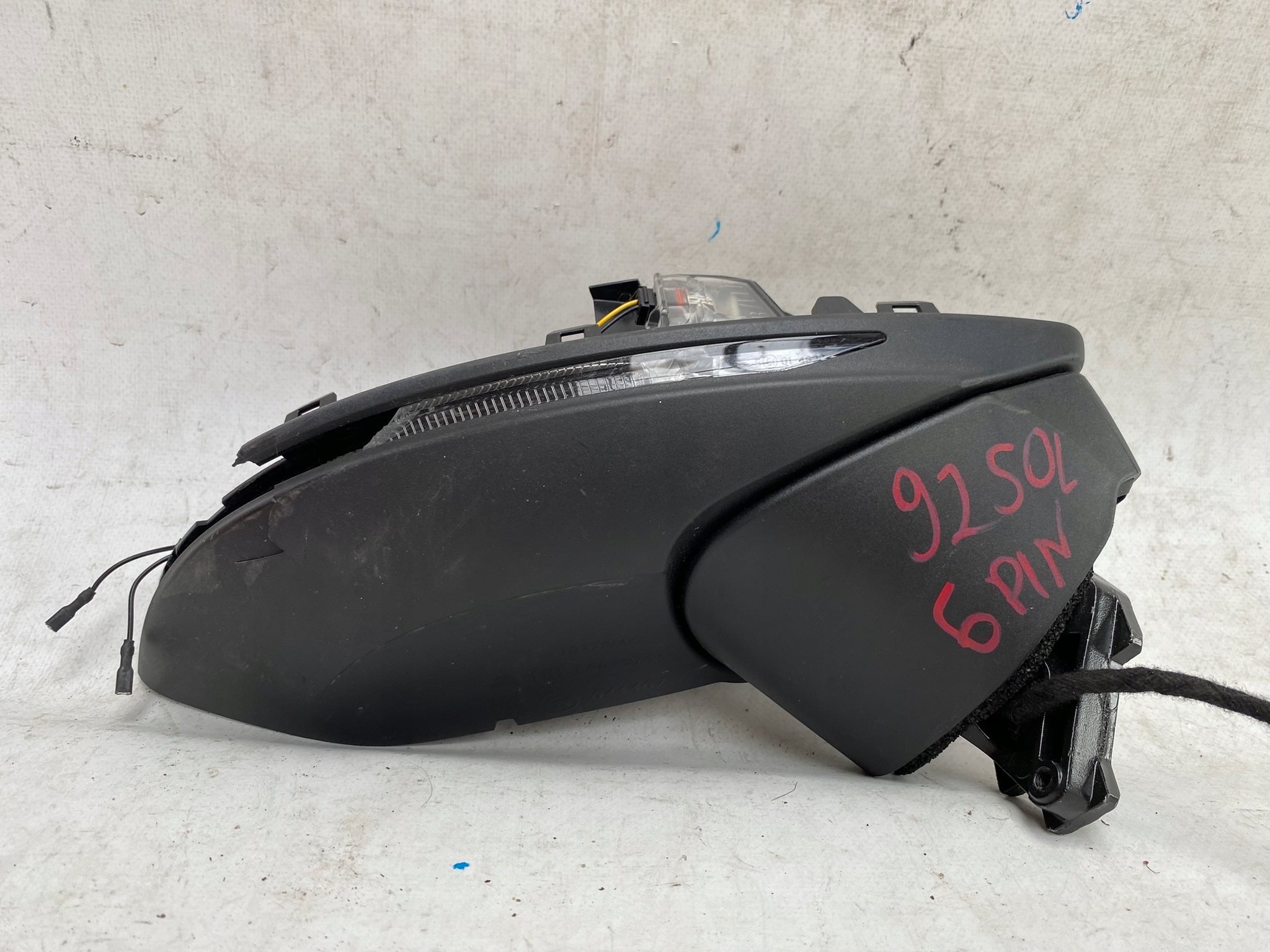AUDI A6 C8 18- mirror right support 6 PIN 4K1857410