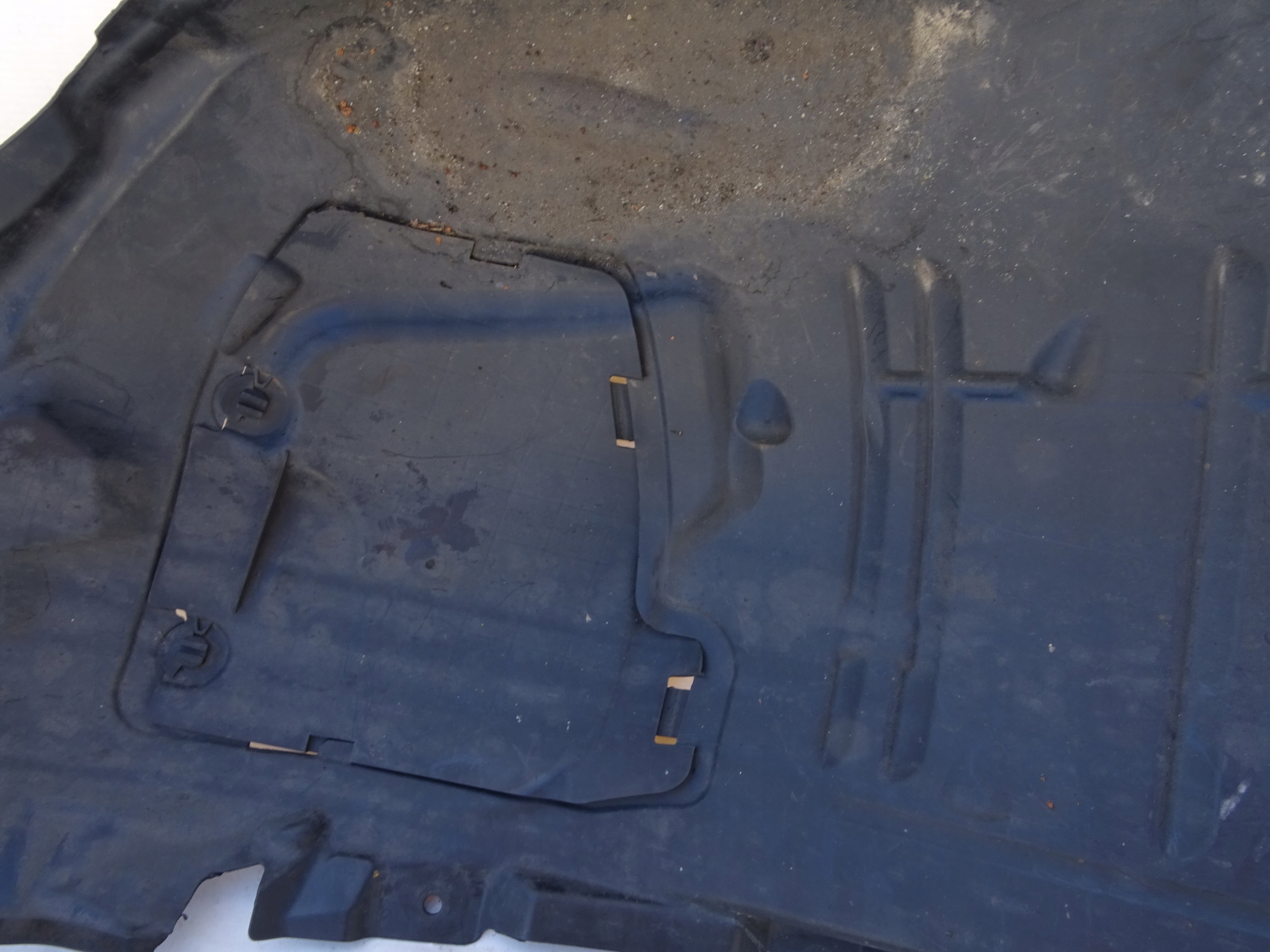 NADKOLE LEWE PRZEDNIE MERCEDES W205 KLASA-C Typ samochodu Samochody osobowe