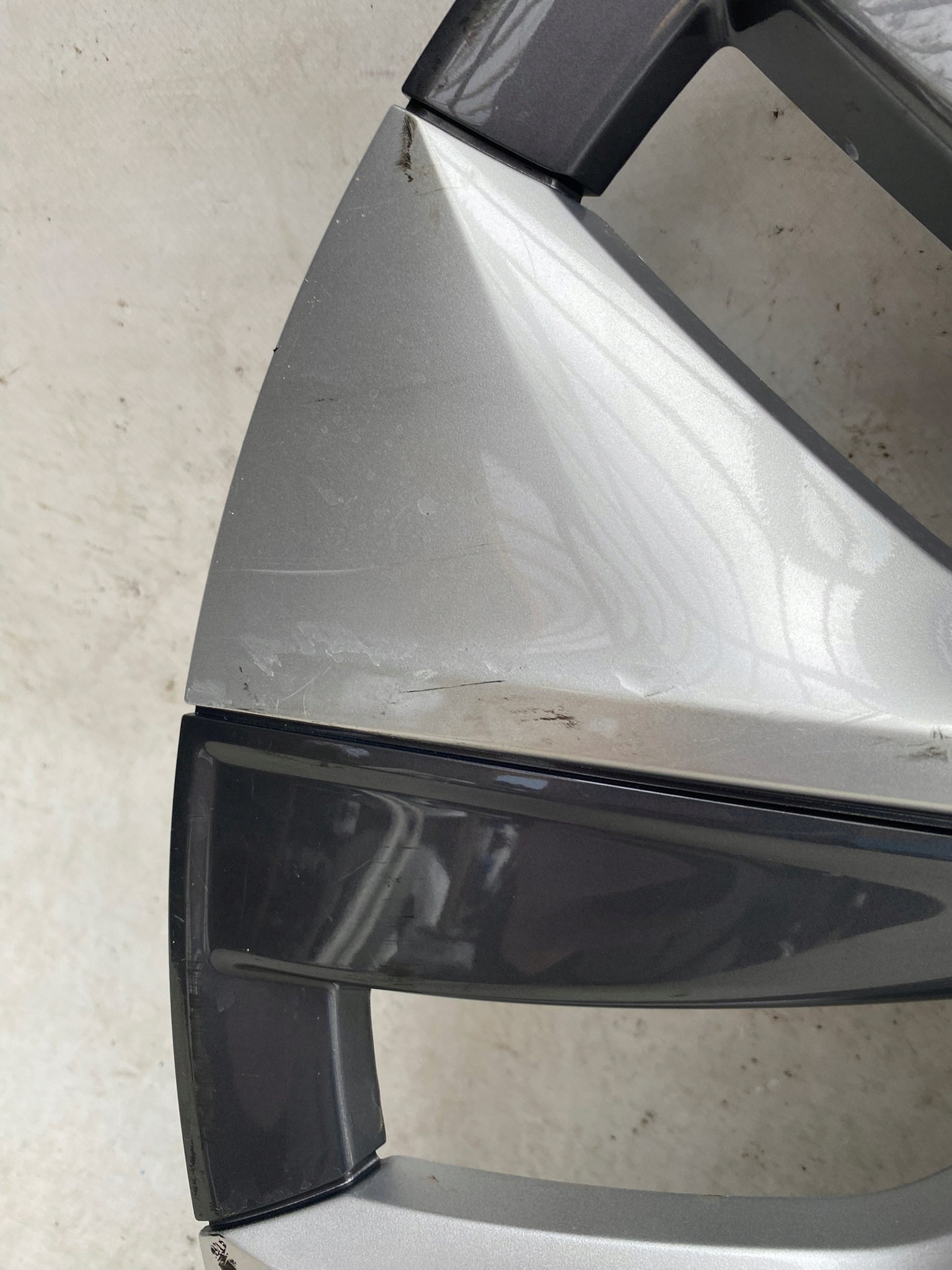 TESLA MODEL Y Radkappe 19 CALI 1044235-00-C