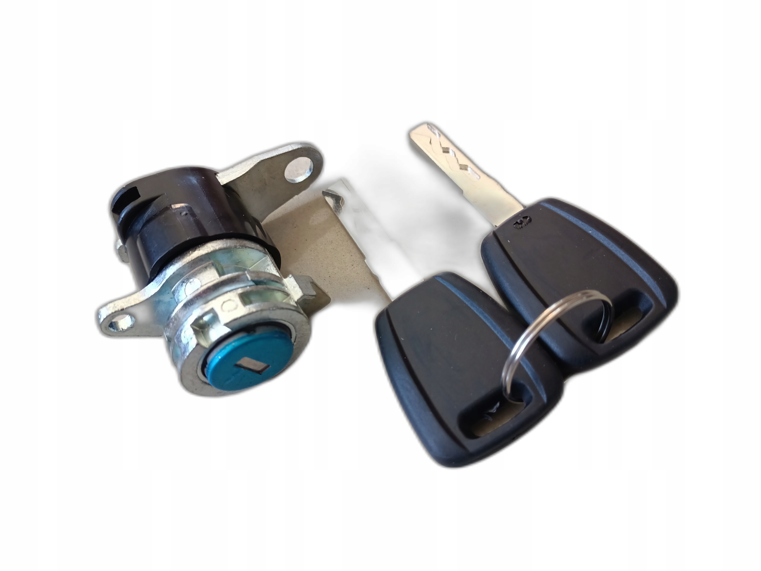 WKLADKA ZAMKA DRZWI TYLNYCH TYL FIAT DUCATO 2006 Car type Passenger cars Cargo vans Trucks RVs Buses Undefined