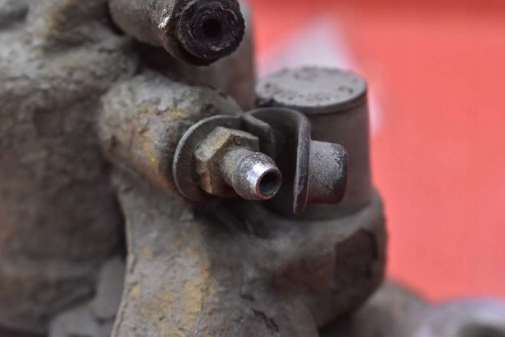caliper brake left front OPEL VECTRA C 1.9 CDTI 120 KM 02-05