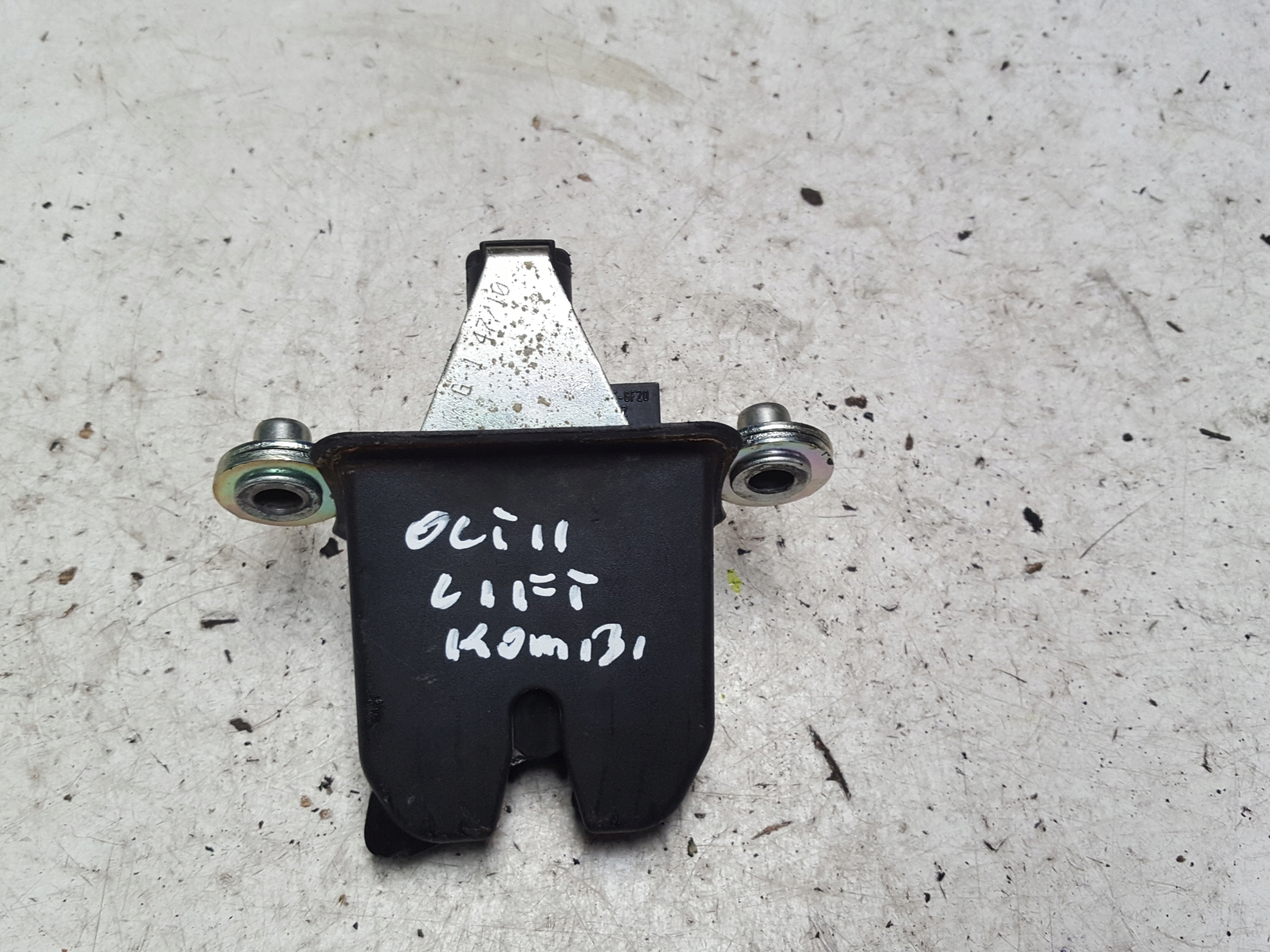 lock bonnet boot SKODA OCTAVIA II 1Z5827501D