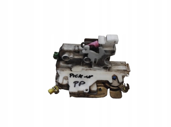 NISSAN PICK UP NAVARA 2 II D22 LIFT 01- ZAMEK PRAWY PRZÓD