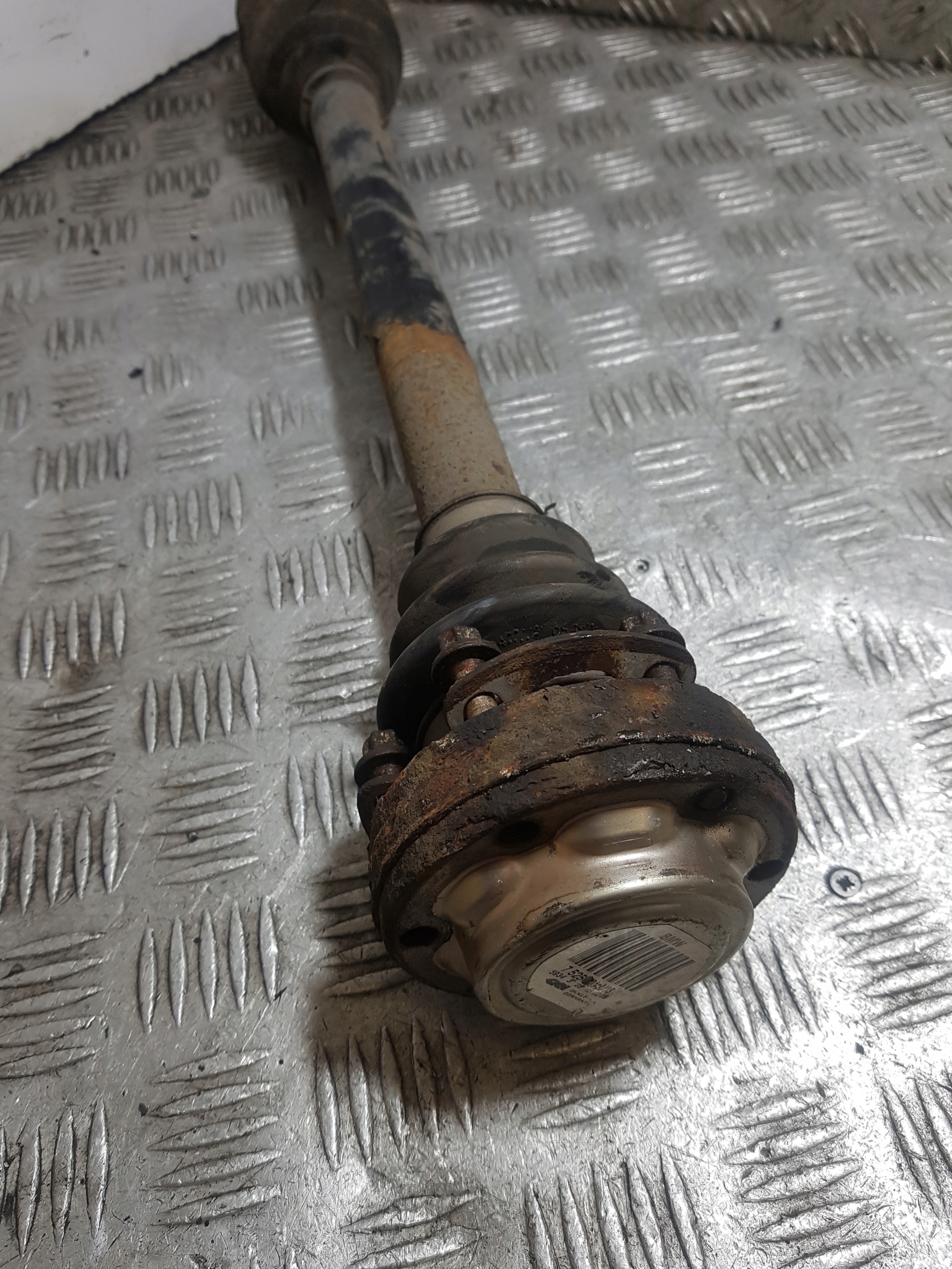 semi-axis semi-axis left rear BMW E90 2.0 B 7525821