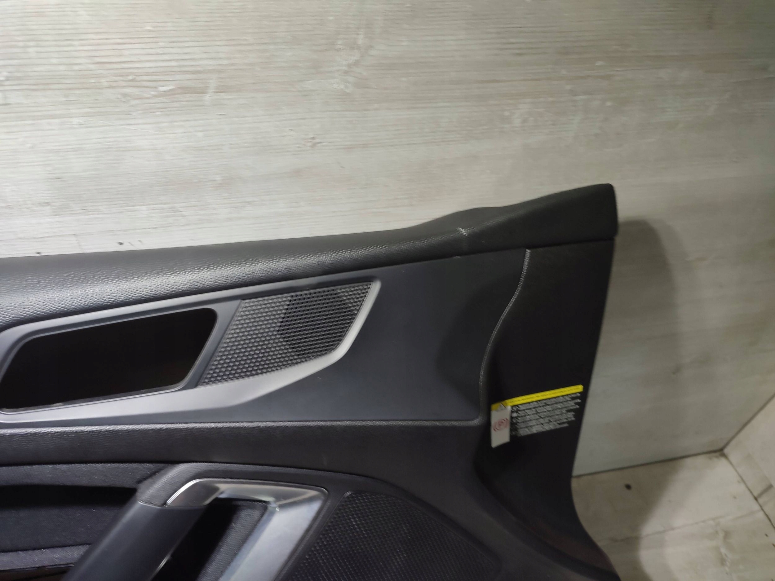 Peugeot 308 2019 front side left side / side door przednich