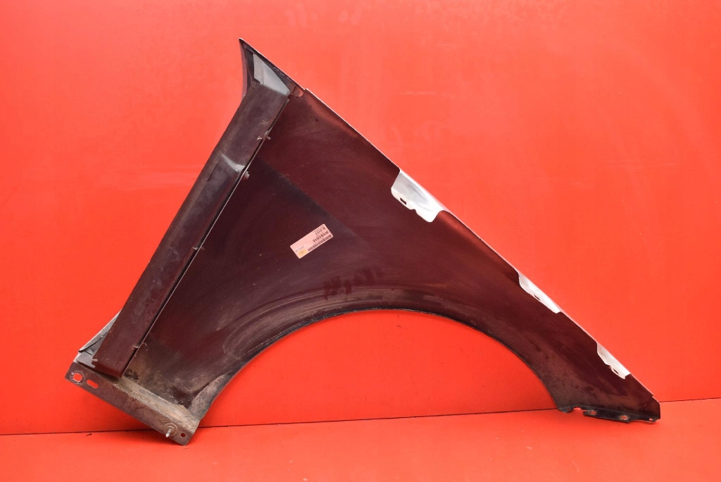 fender left front front SREBRNY MERCEDES E-KLASA W212 09-13