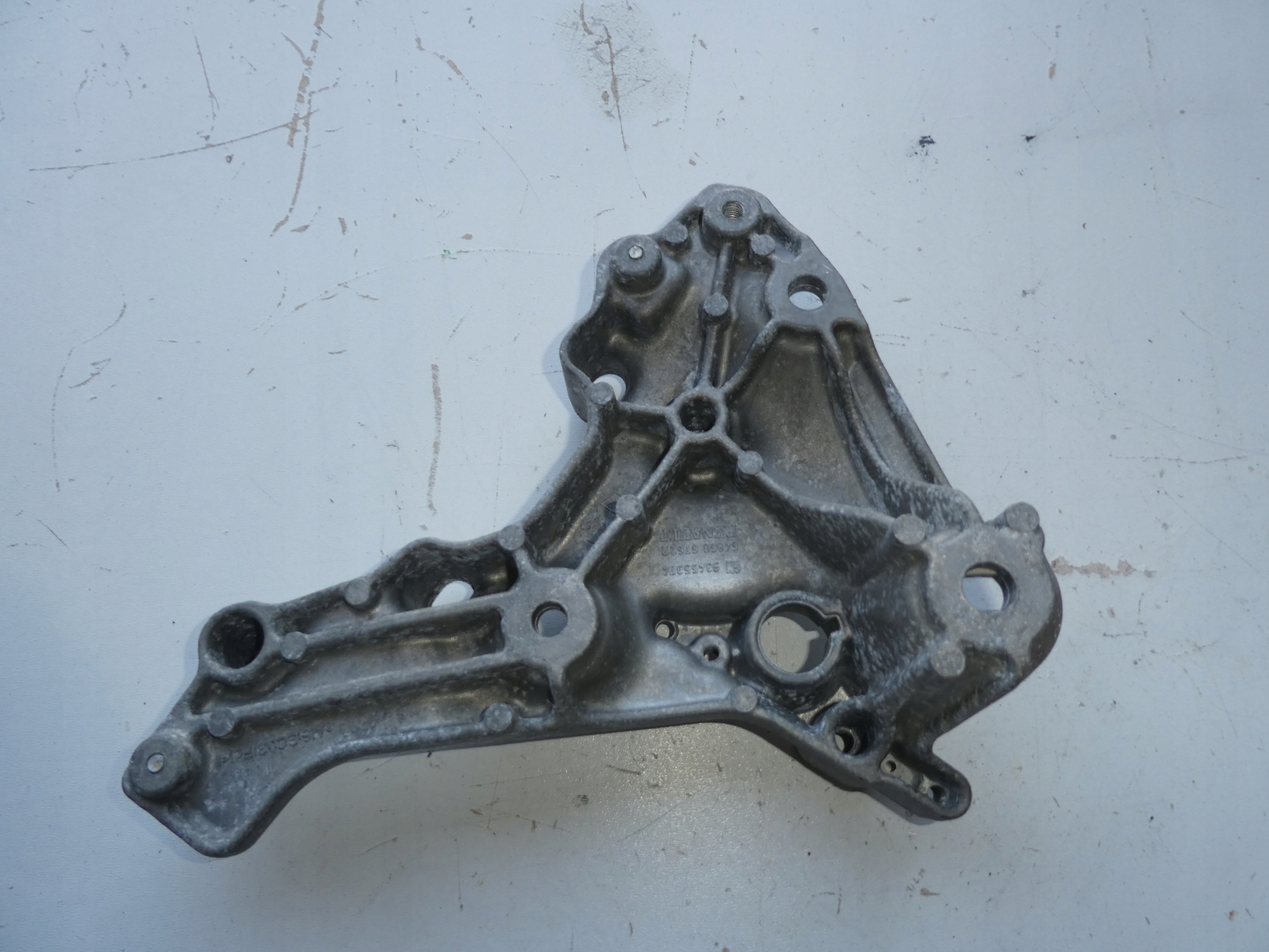 holder gearbox mounting TRAFIC III VIVARO B 648606762R