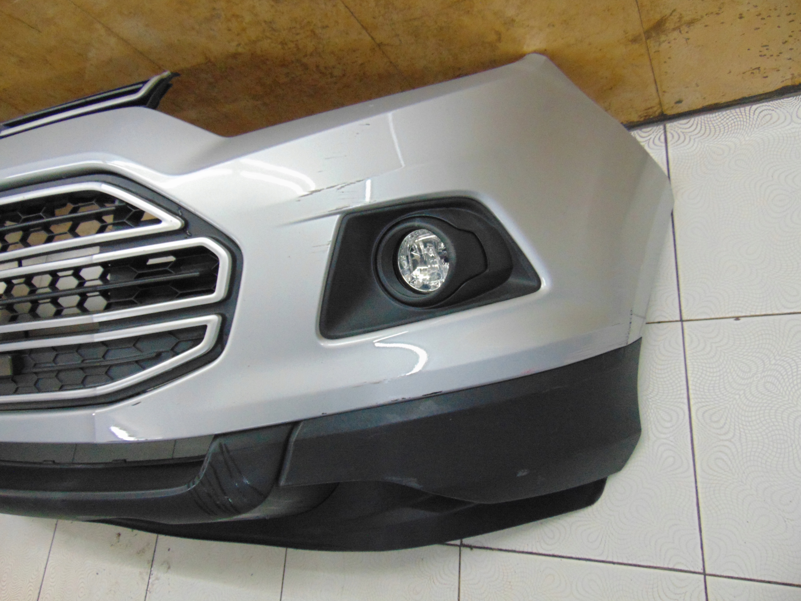 nárazník předek přední FORD ECOSPORT