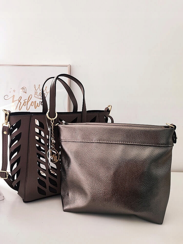 Laura Biaggi mini torebka shopperka ażurowa brązowa Materiał dominujący skóra ekologiczna