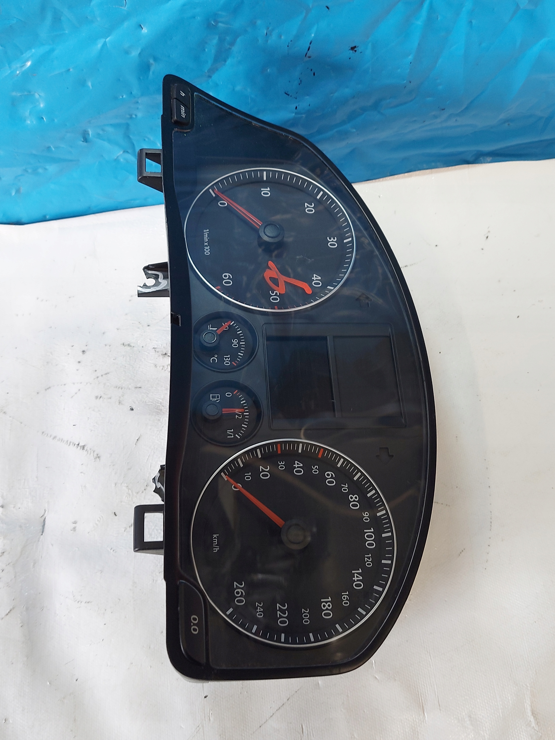 dials clock GOLF V 1.9 TDI 1K0920854B