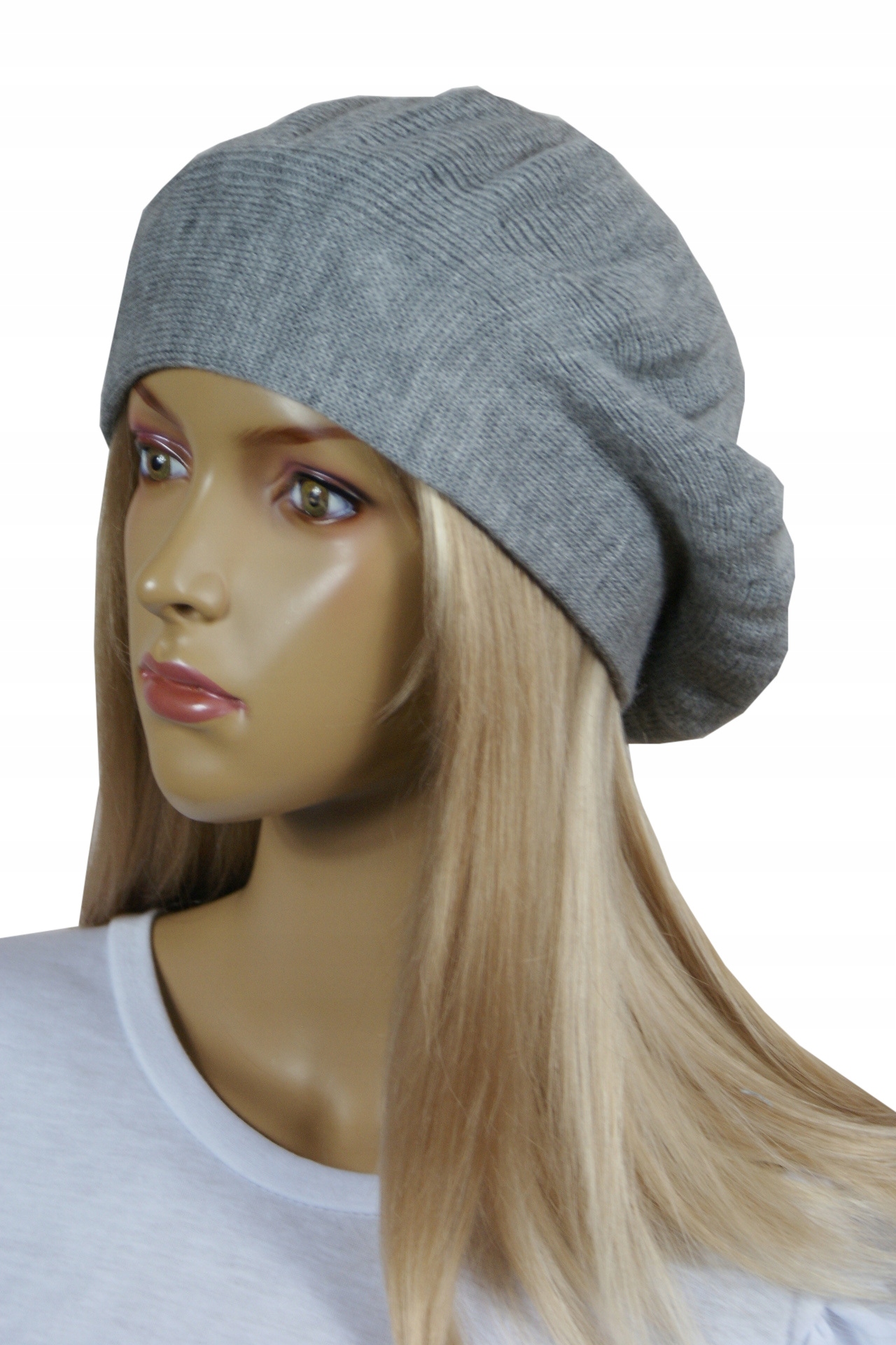 DAMSKA CZAPKA _ BERET Rozmiar uniwersalny