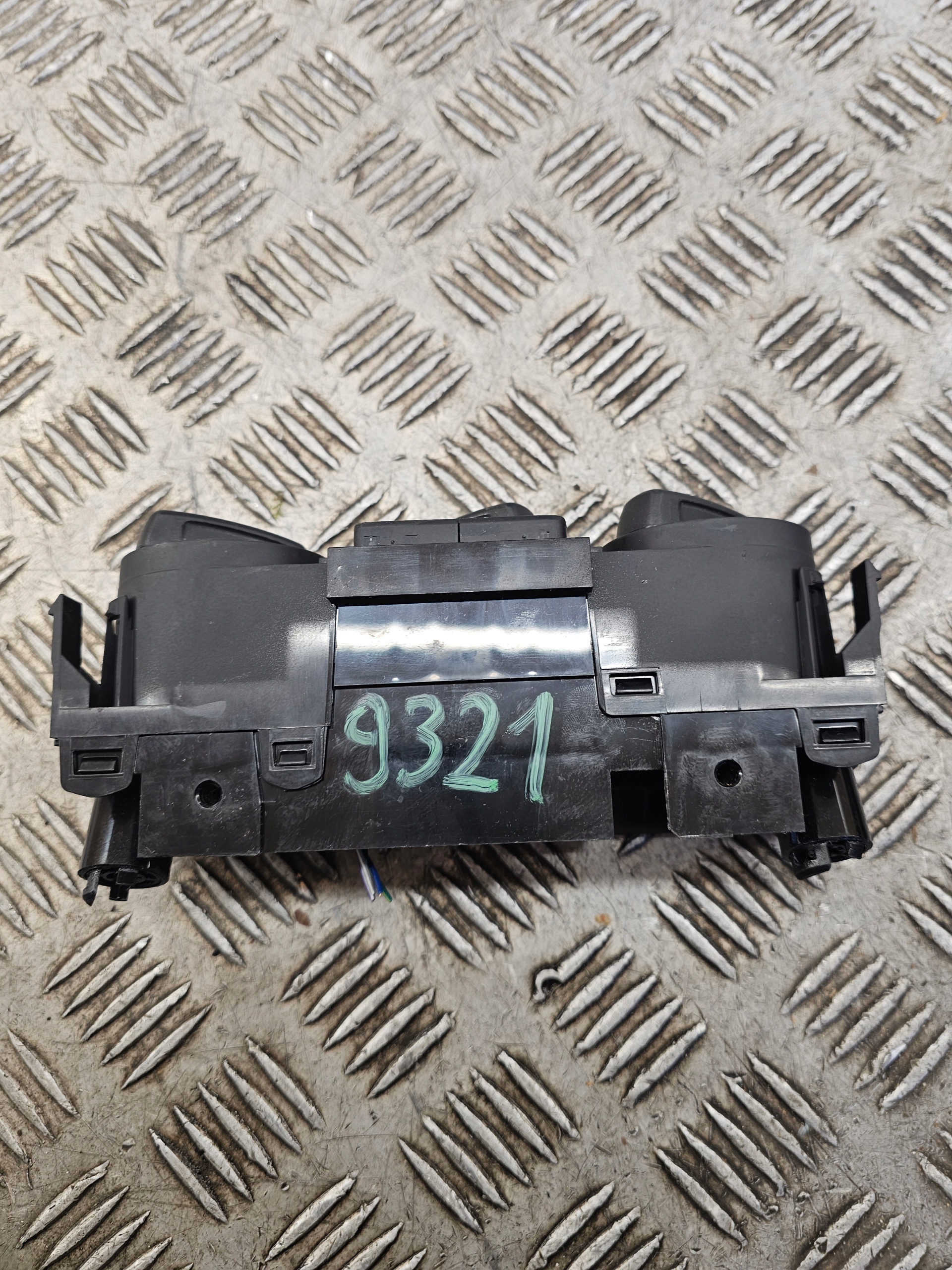 Unite commande clima VW POLO V 6R 6C0820045A