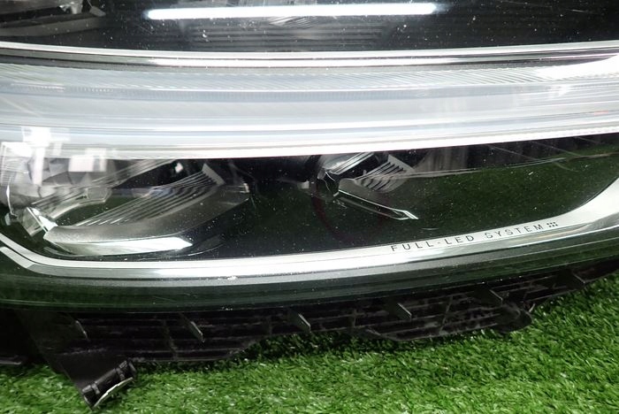 VOLVO XC60 FULL LED 17- reflektor right light right 31656615