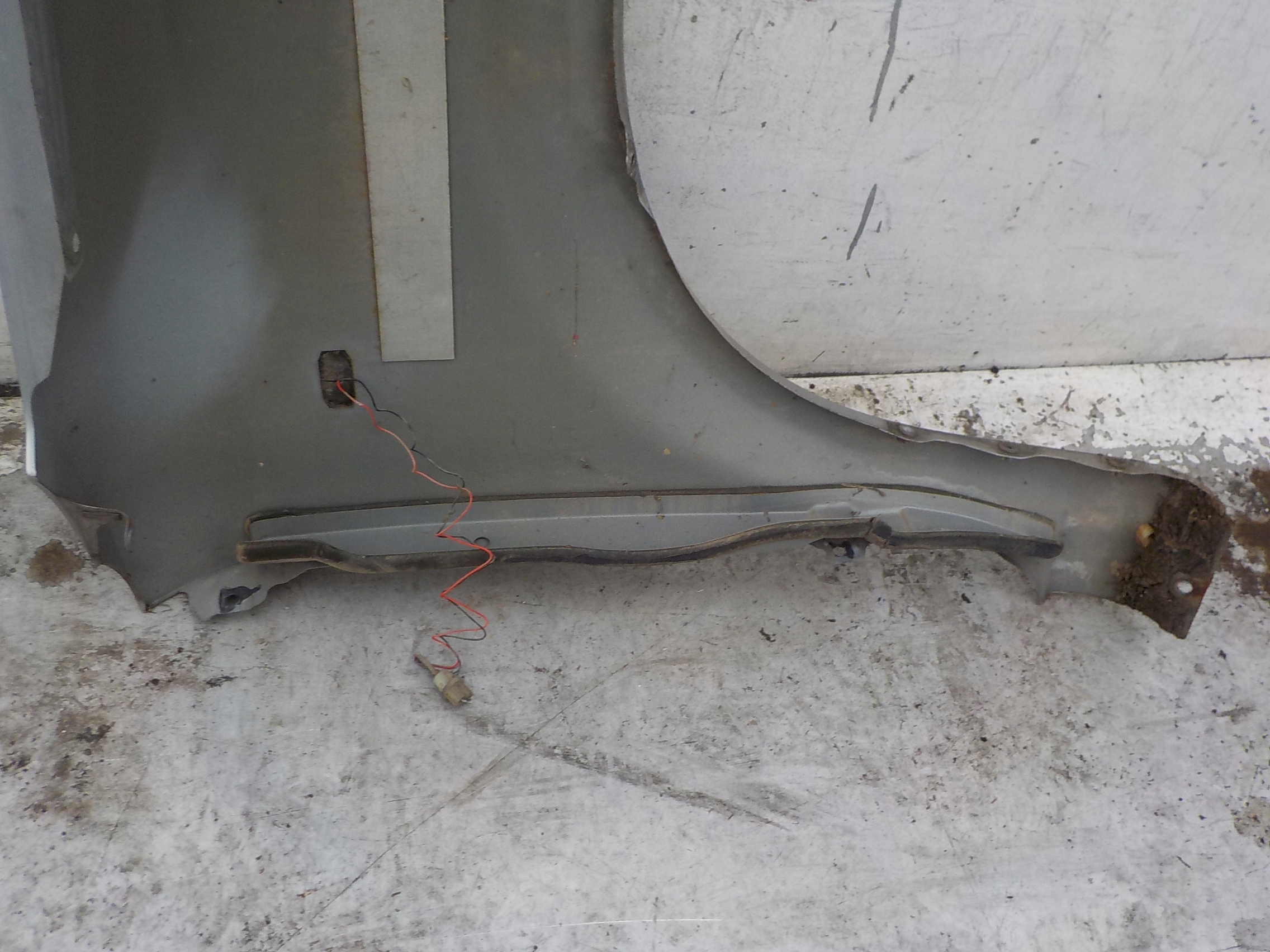 828 NISSAN CUBE II Z11 fender left front front