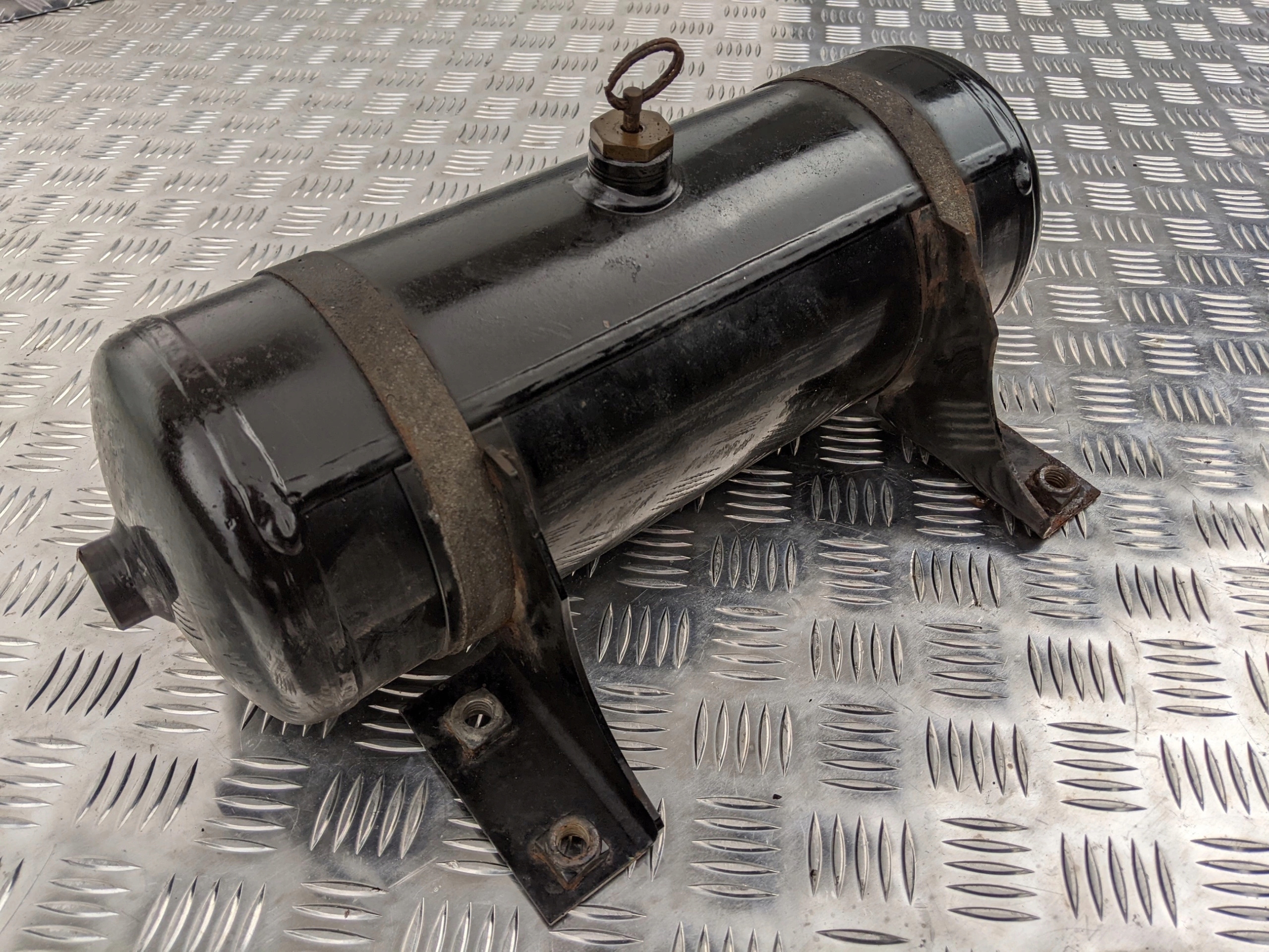 ZBIORNIK POWIETRZA DAF BDF EURO 6 Car type Trucks