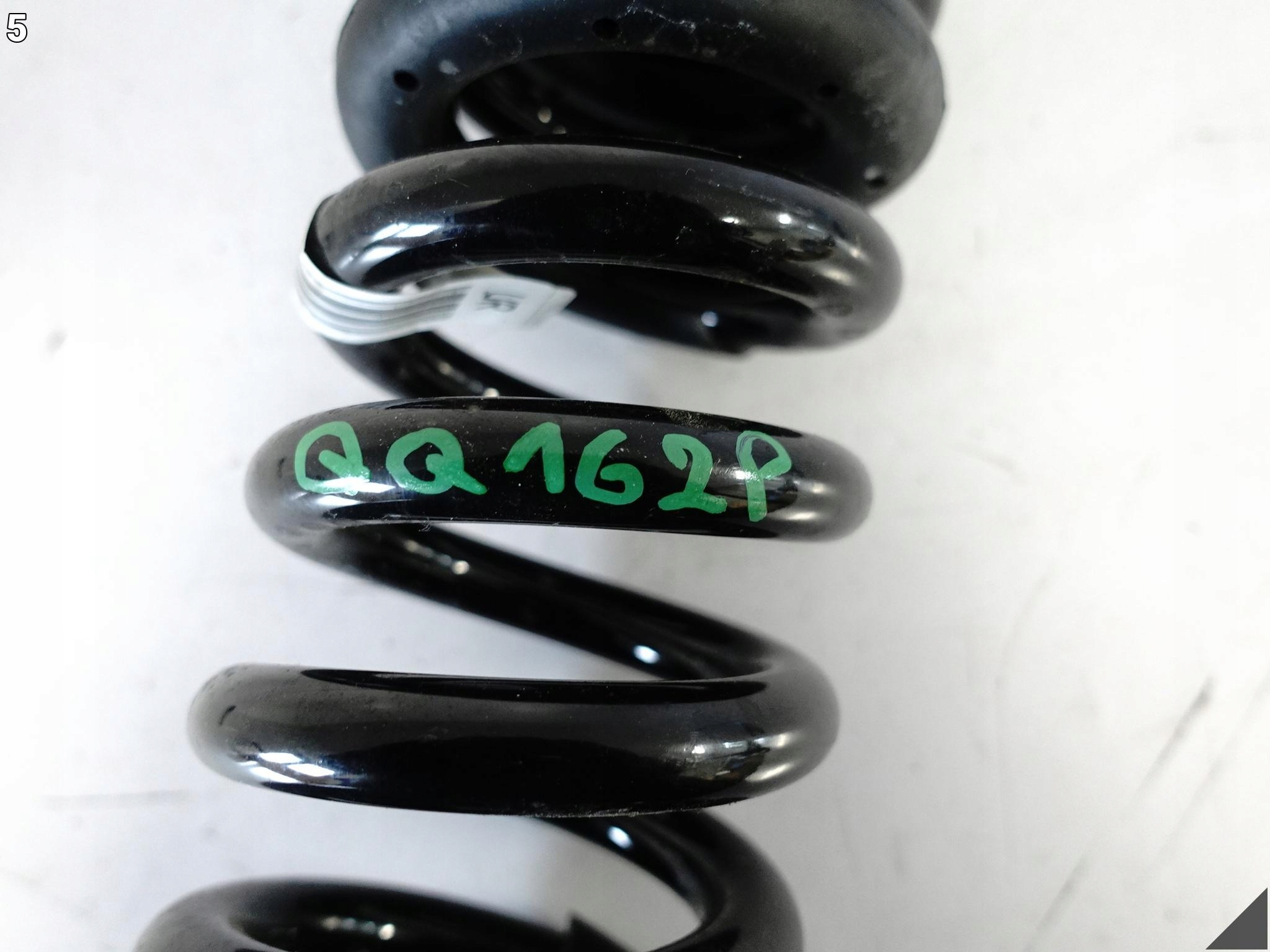BMW M3 G80 G81 M2 G87 M4 G82 G83 spring springing rear part left = right