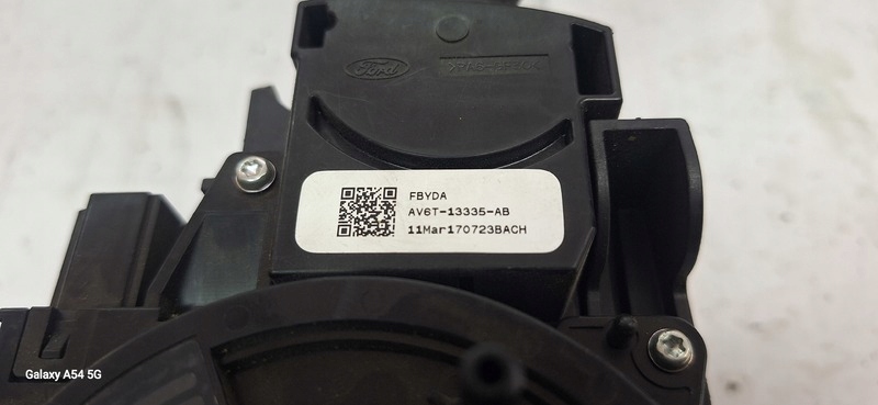 Commodo essuie glace FORD FOCUS III BV6T13N064AF