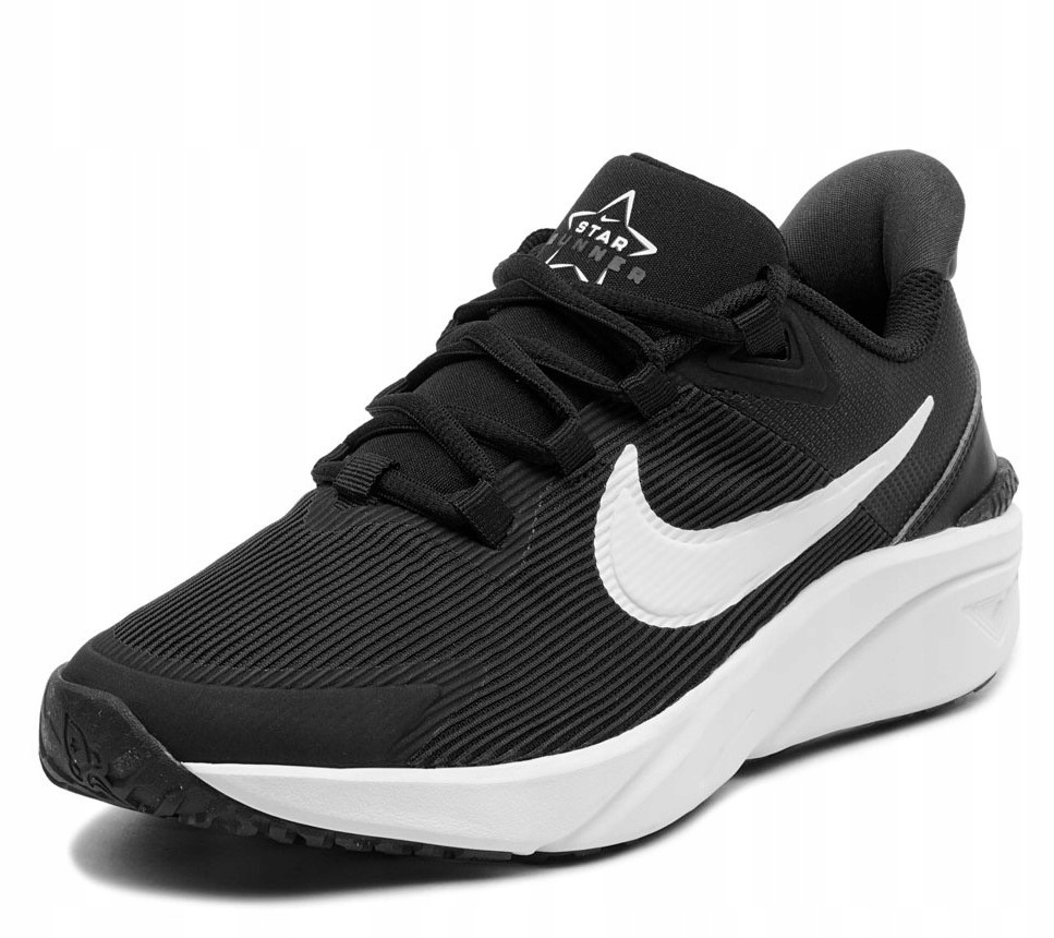 Pro Mládež Sportovní Boty Nike MD Star Runner Obuv pro každodenní nošení vel. 37,5