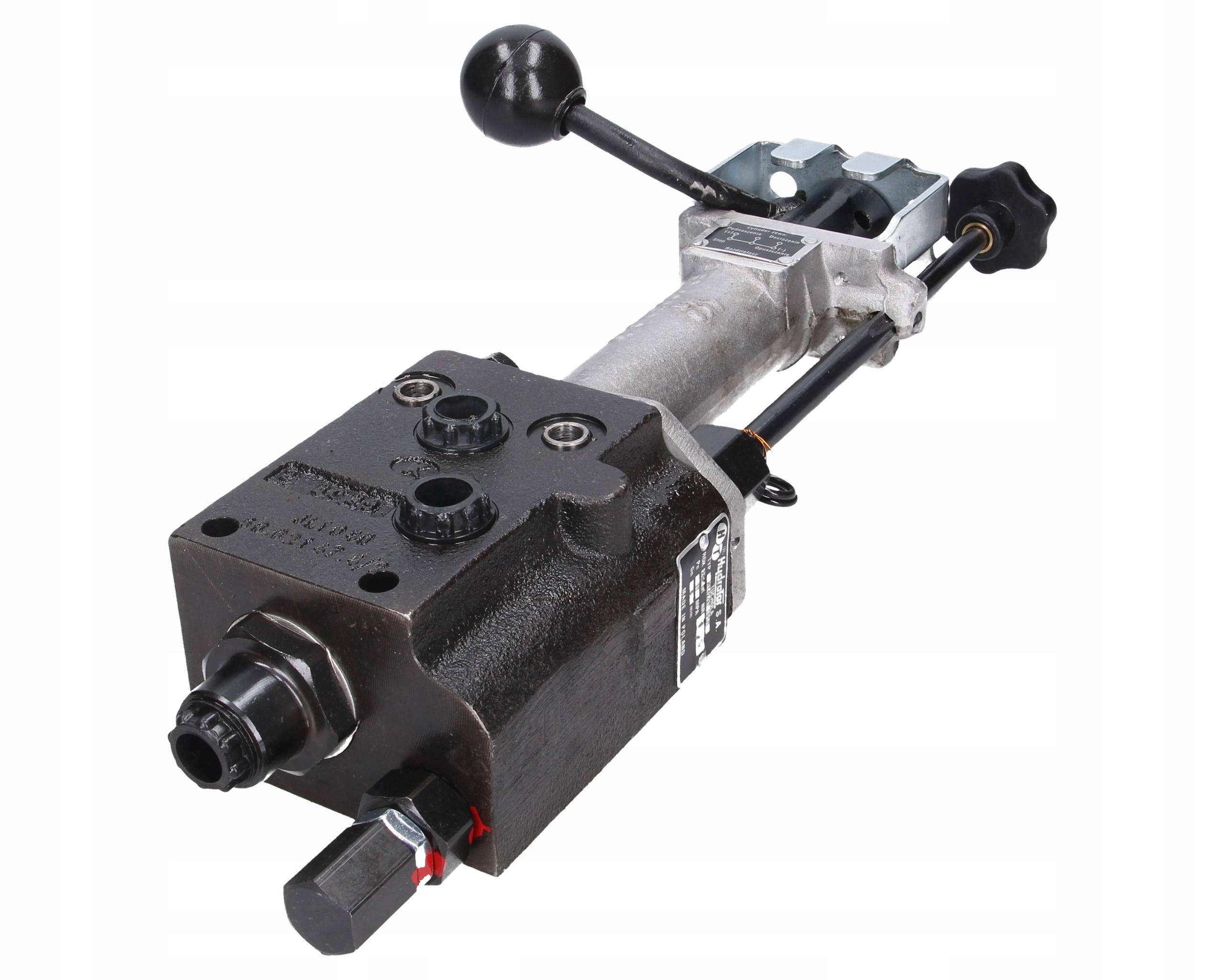Hydraulický rozdělovač zvedáku Ursus C-330 pod sedadlo 42371011