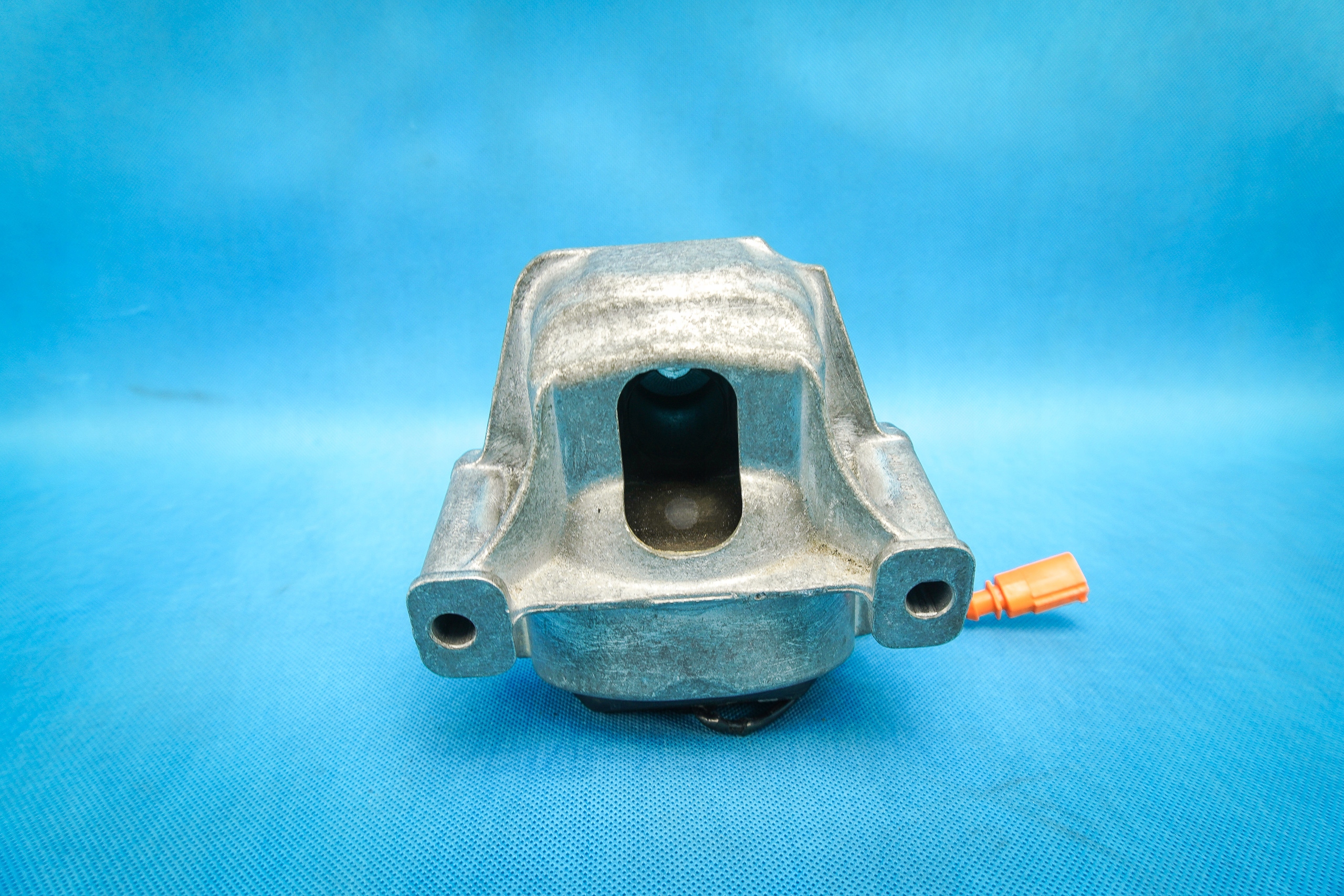 engine mount right Audi Q5 8R 8R0199381AA 3.0TDI 3.0TFSI