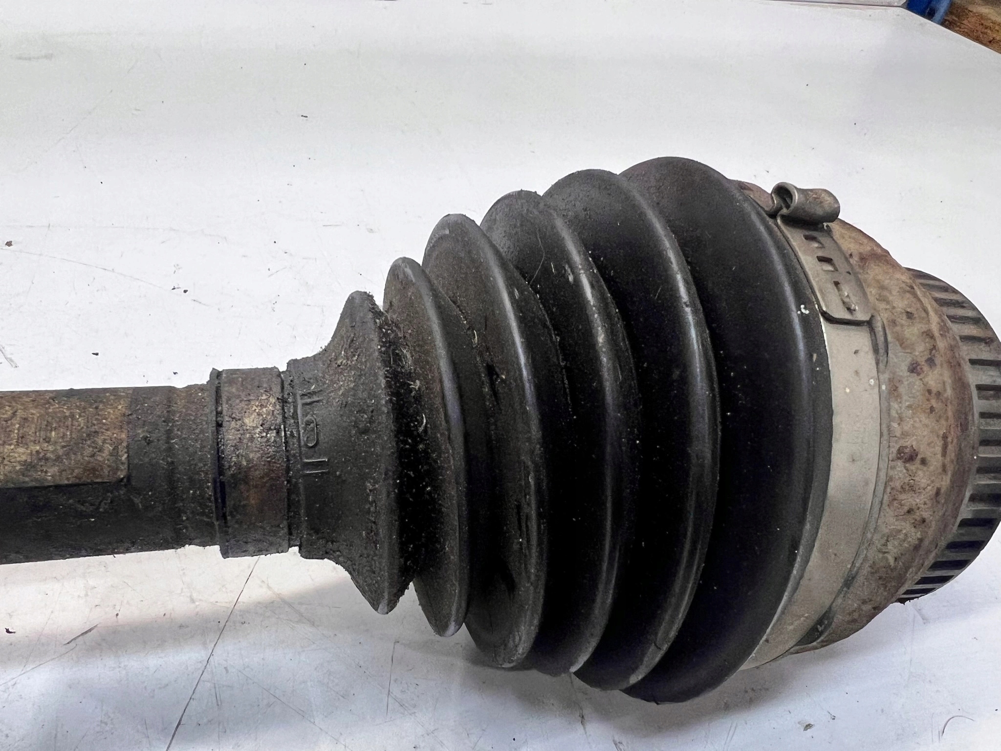 semi-axis left front VW SHARAN 1.9 TDI 7M3407761A