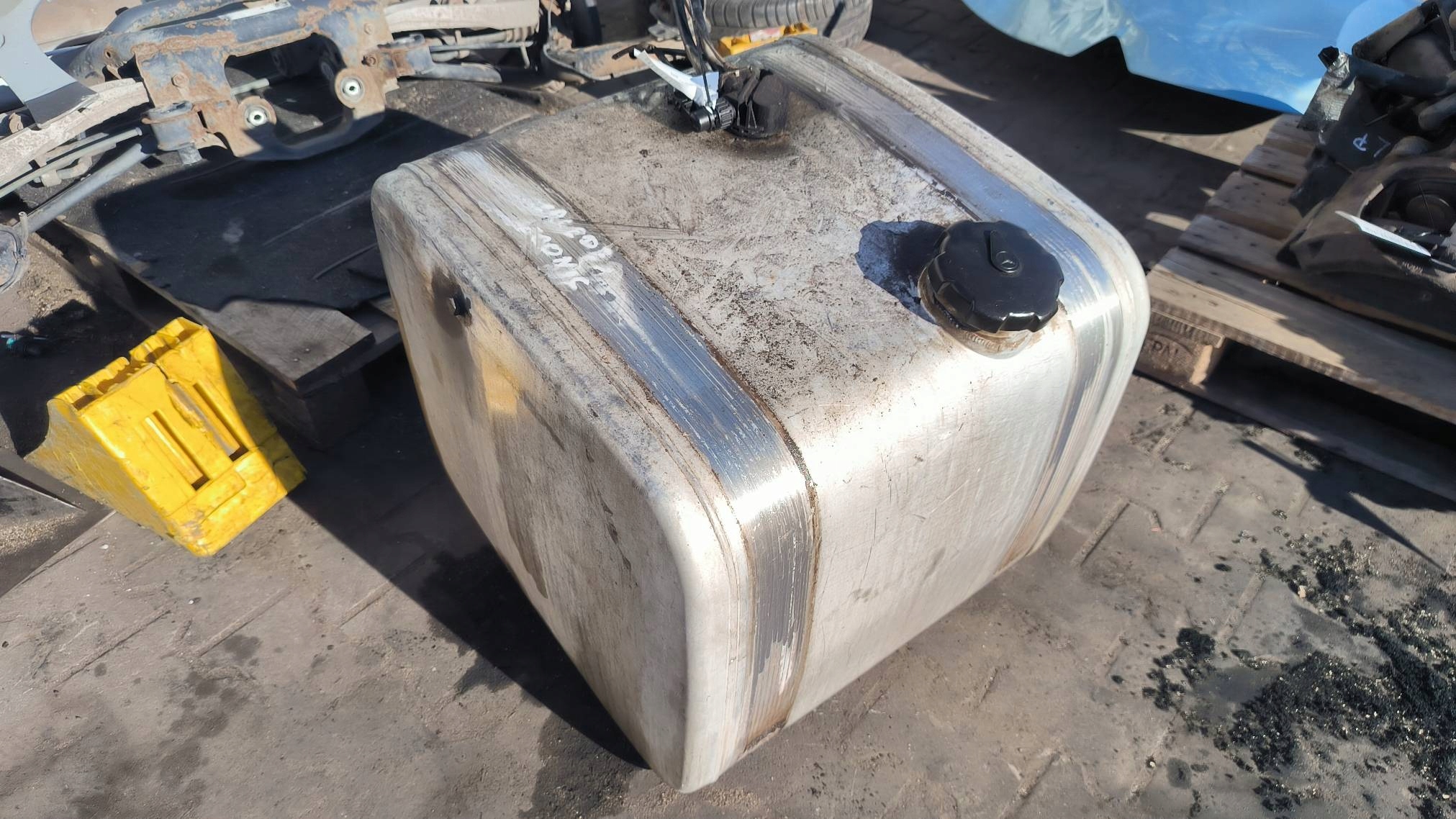 tank MERCDES-BENZ ECONIC 2629L