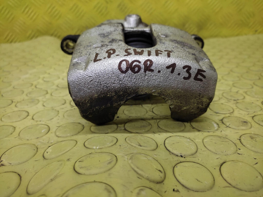SUZUKI SWIFT IV 1.3 caliper left front