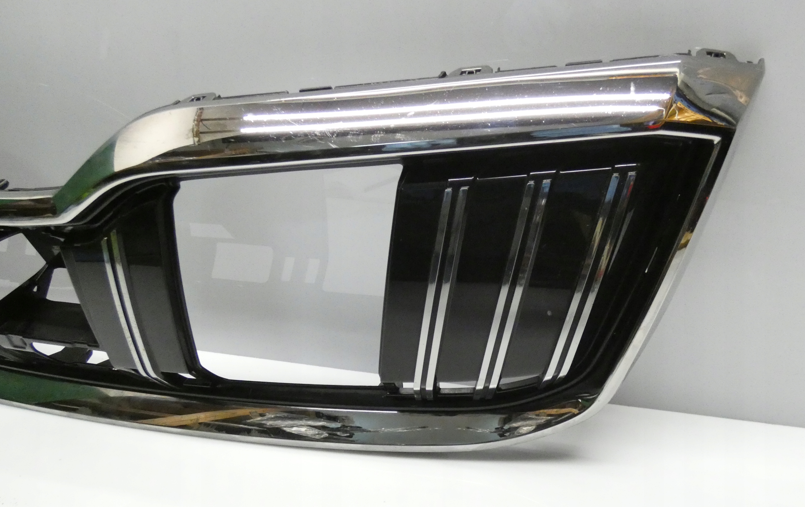 Skoda Superb III 3V Kühlergrill FRONTGRILL Kühlergitter 3V0853653J0 - Thumbnail 4
