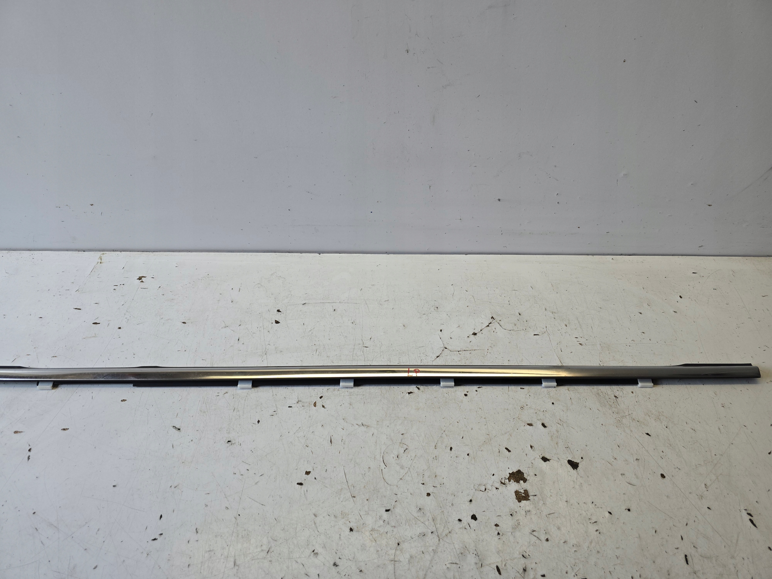 OPEL MOKKA MOKKA X moulding dust door left front CHROM