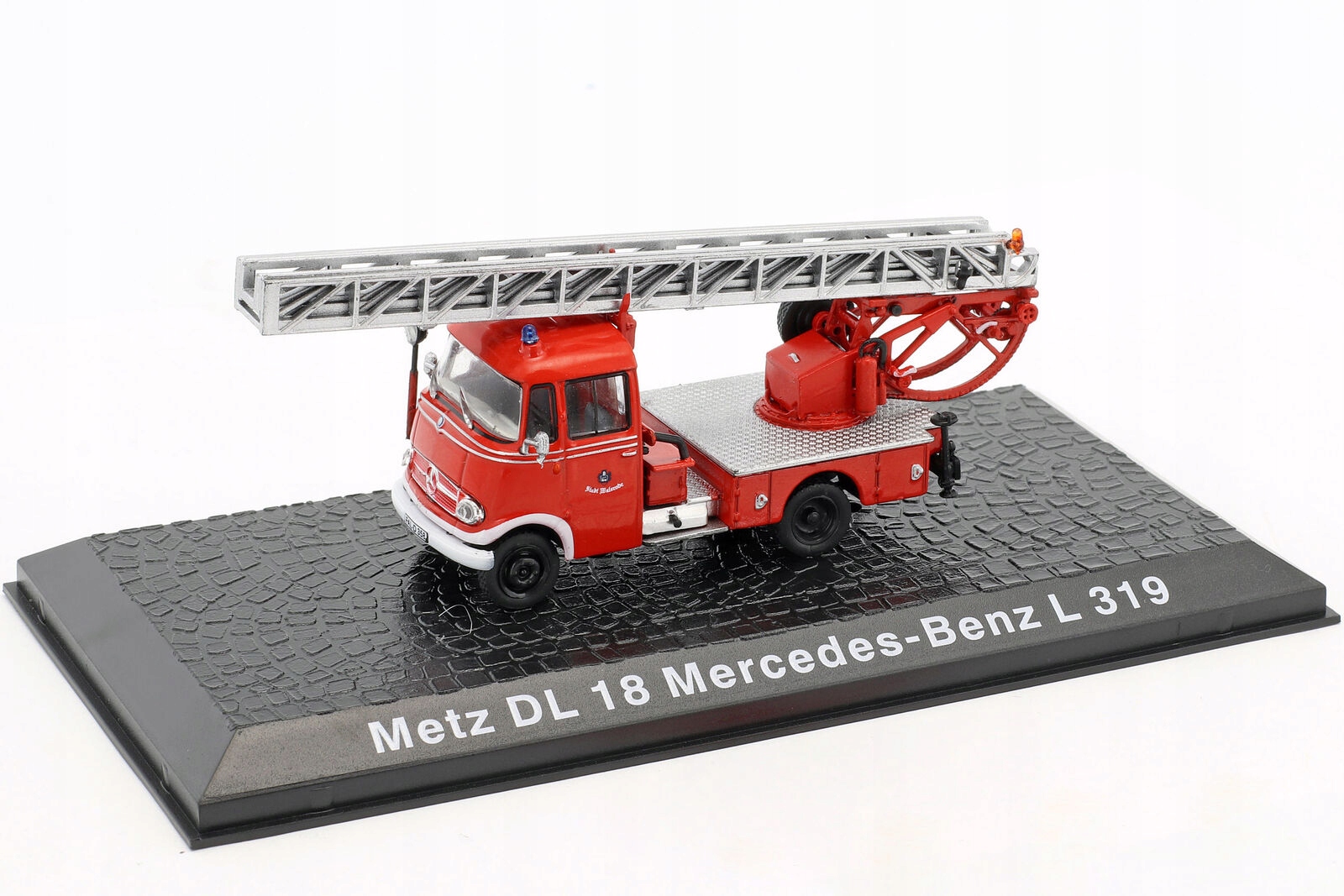 Altaya Mercedes-benz L319 Metz DL 18 1:72