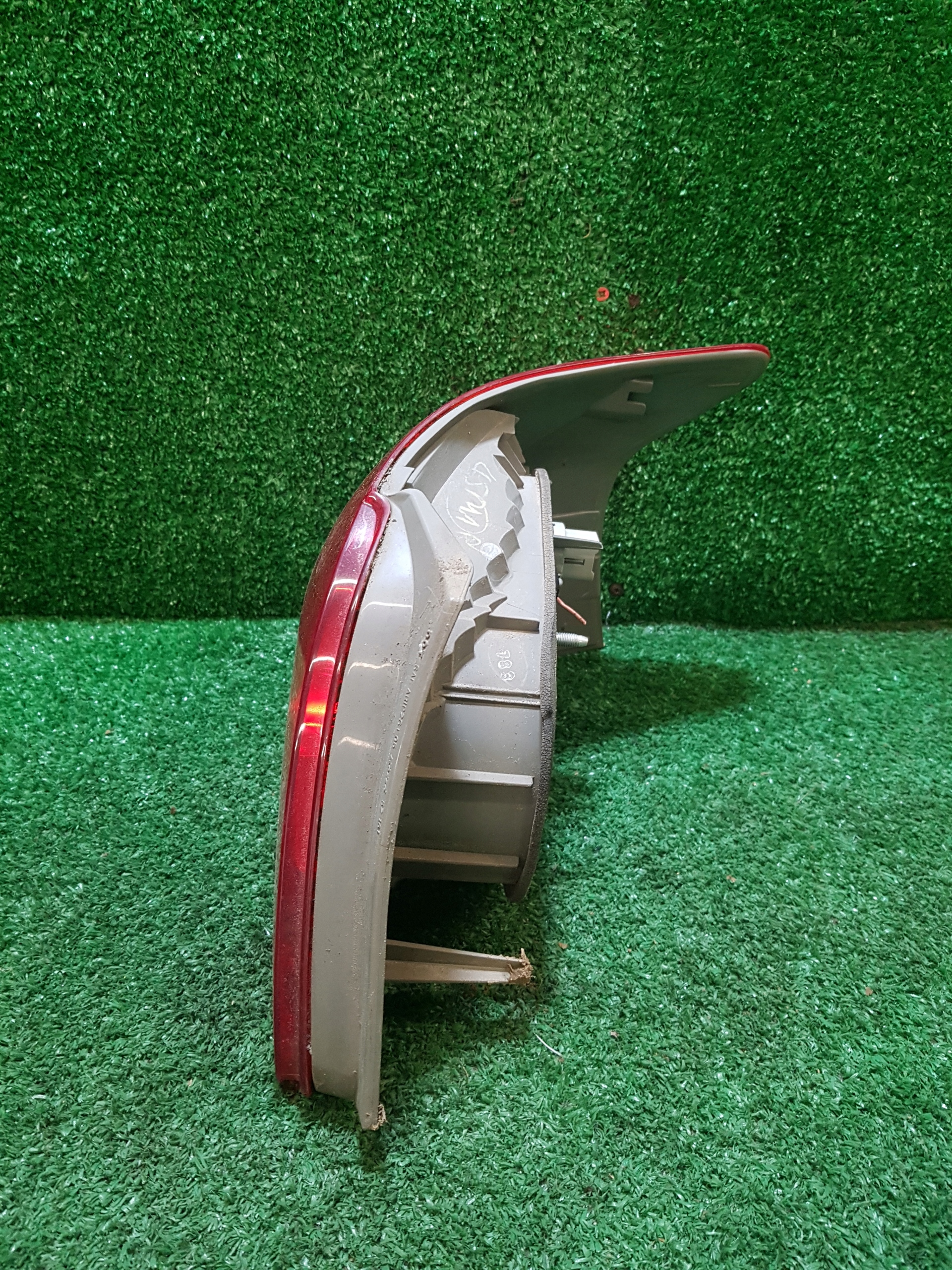 light left rear TOYOTA YARIS 2